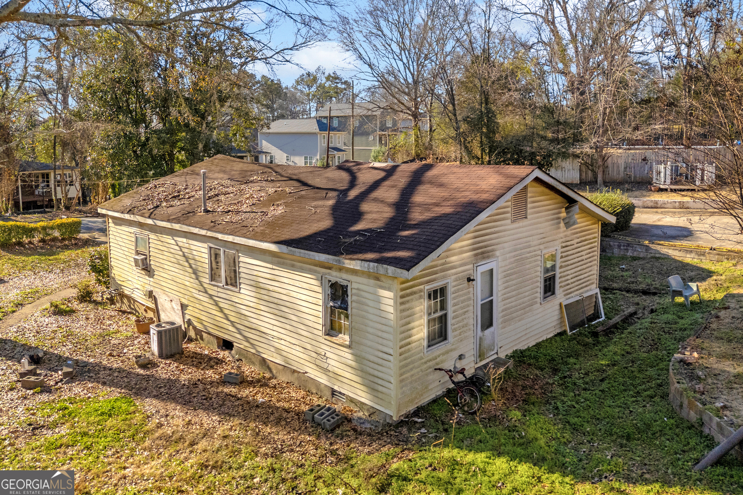 373 Arch Street Property Photo 6