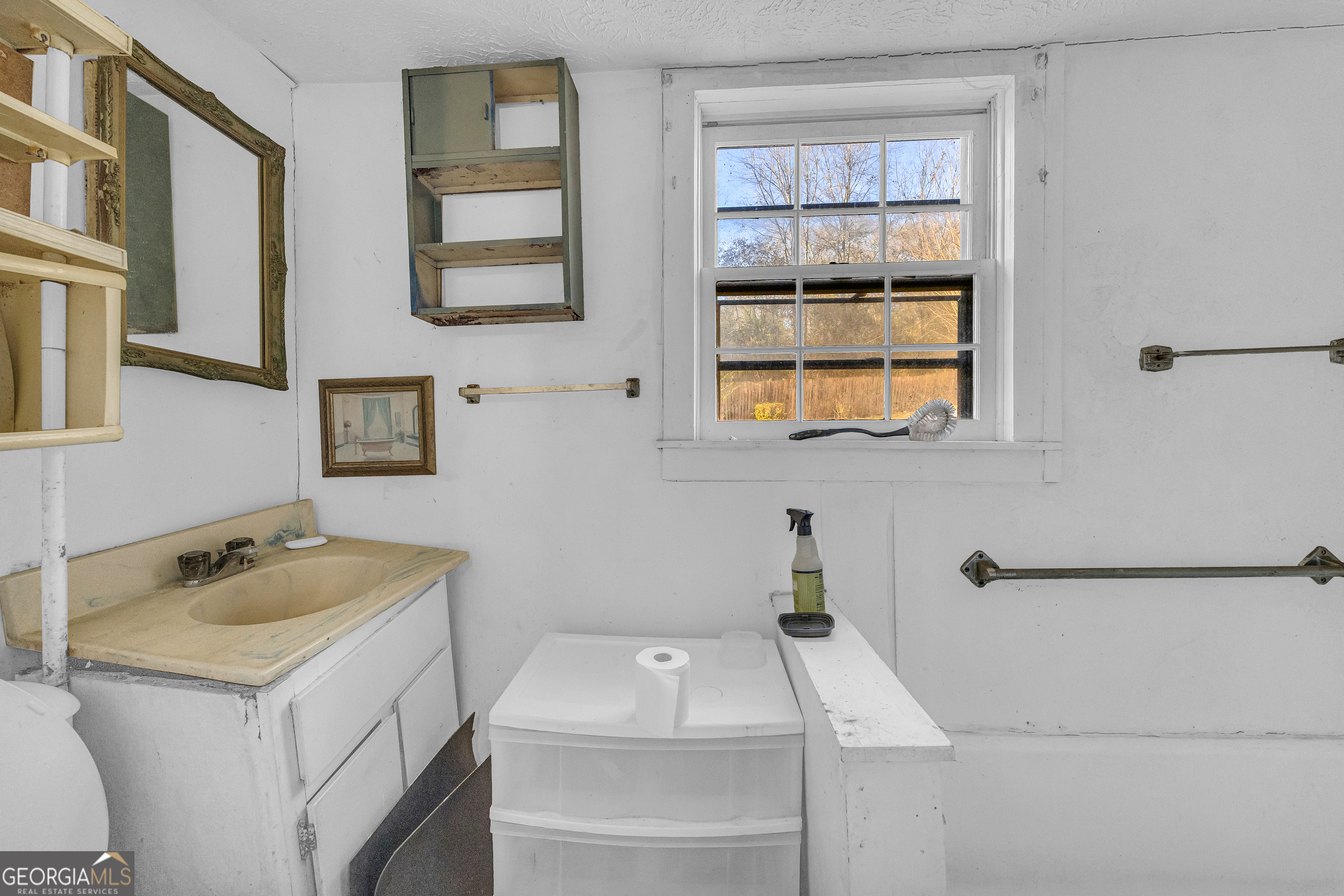 373 Arch Street Property Photo 21