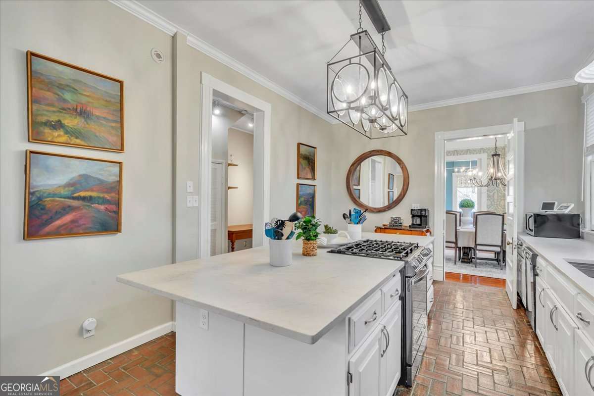 522 S Lee Street Property Photo 14