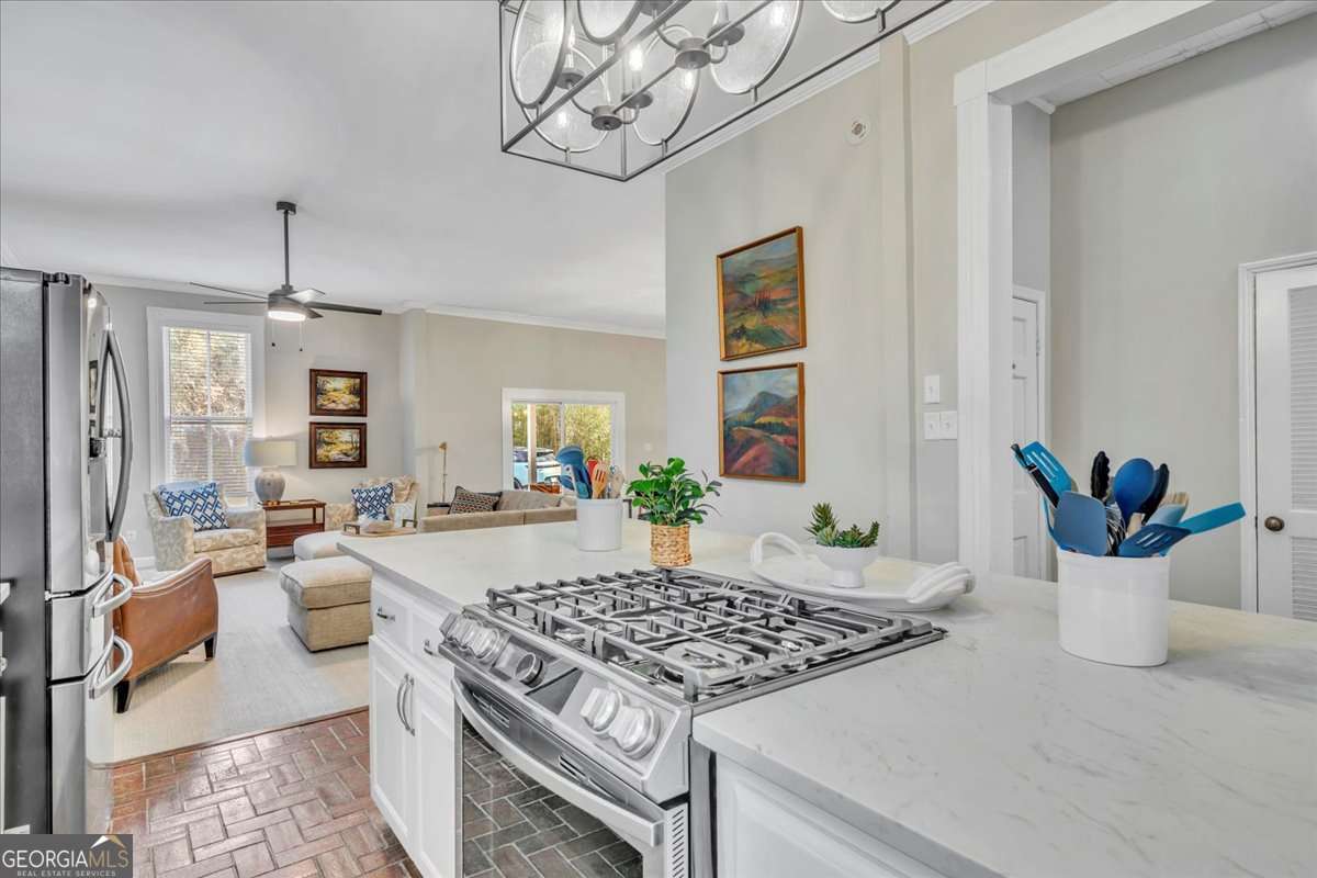 522 S Lee Street Property Photo 16