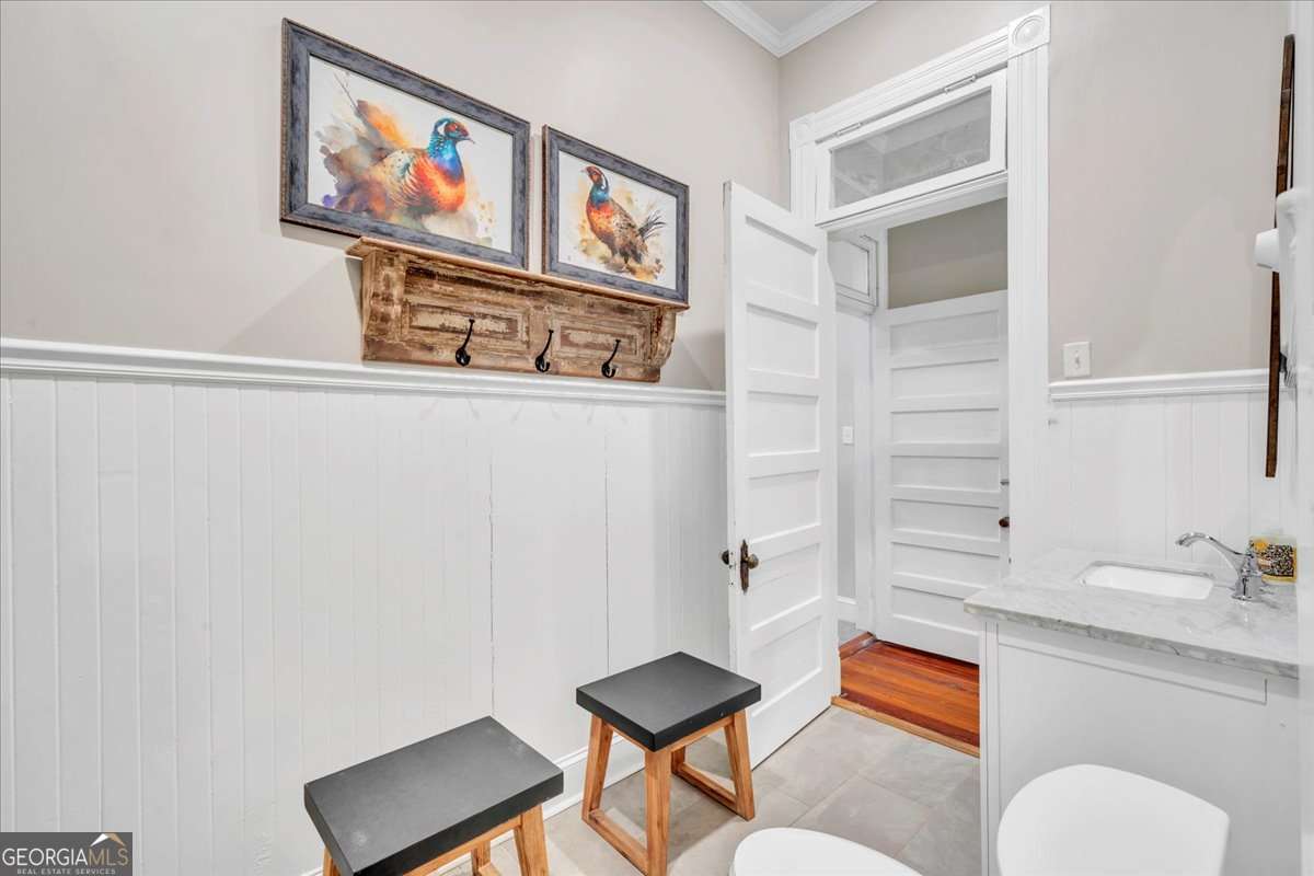 522 S Lee Street Property Photo 46