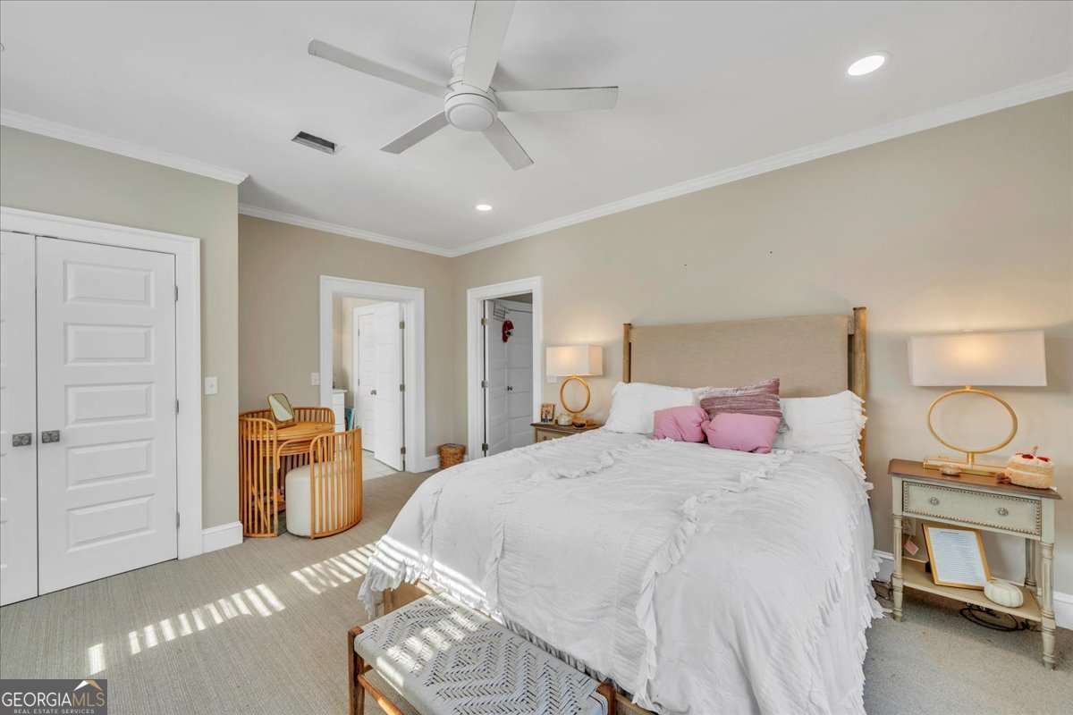 522 S Lee Street Property Photo 55