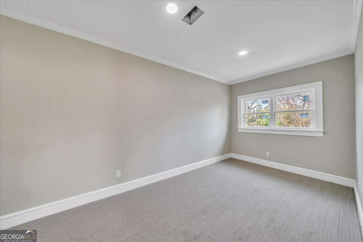 522 S Lee Street Property Photo 56