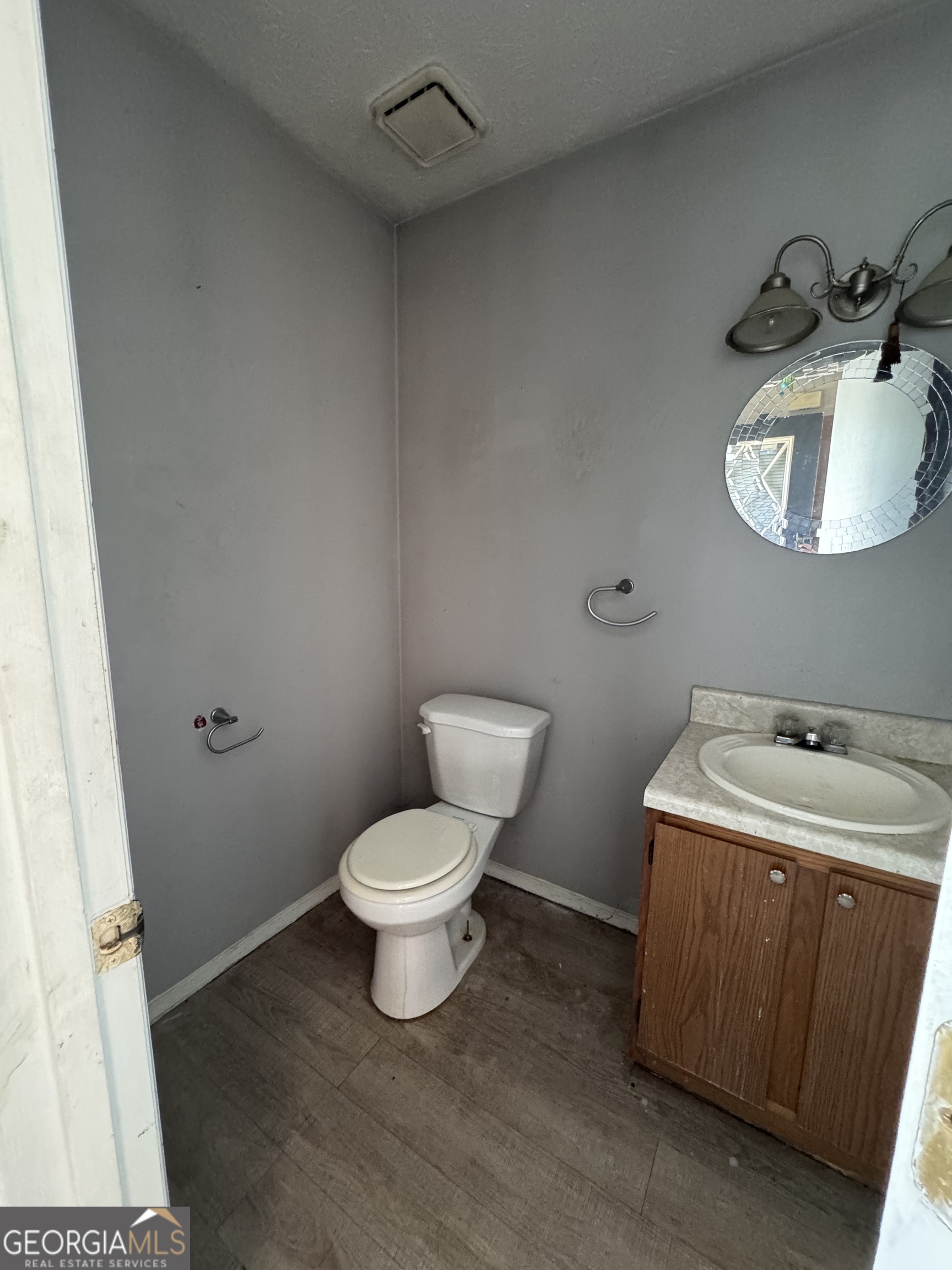 1602 Pine Tree Trail Property Photo 3