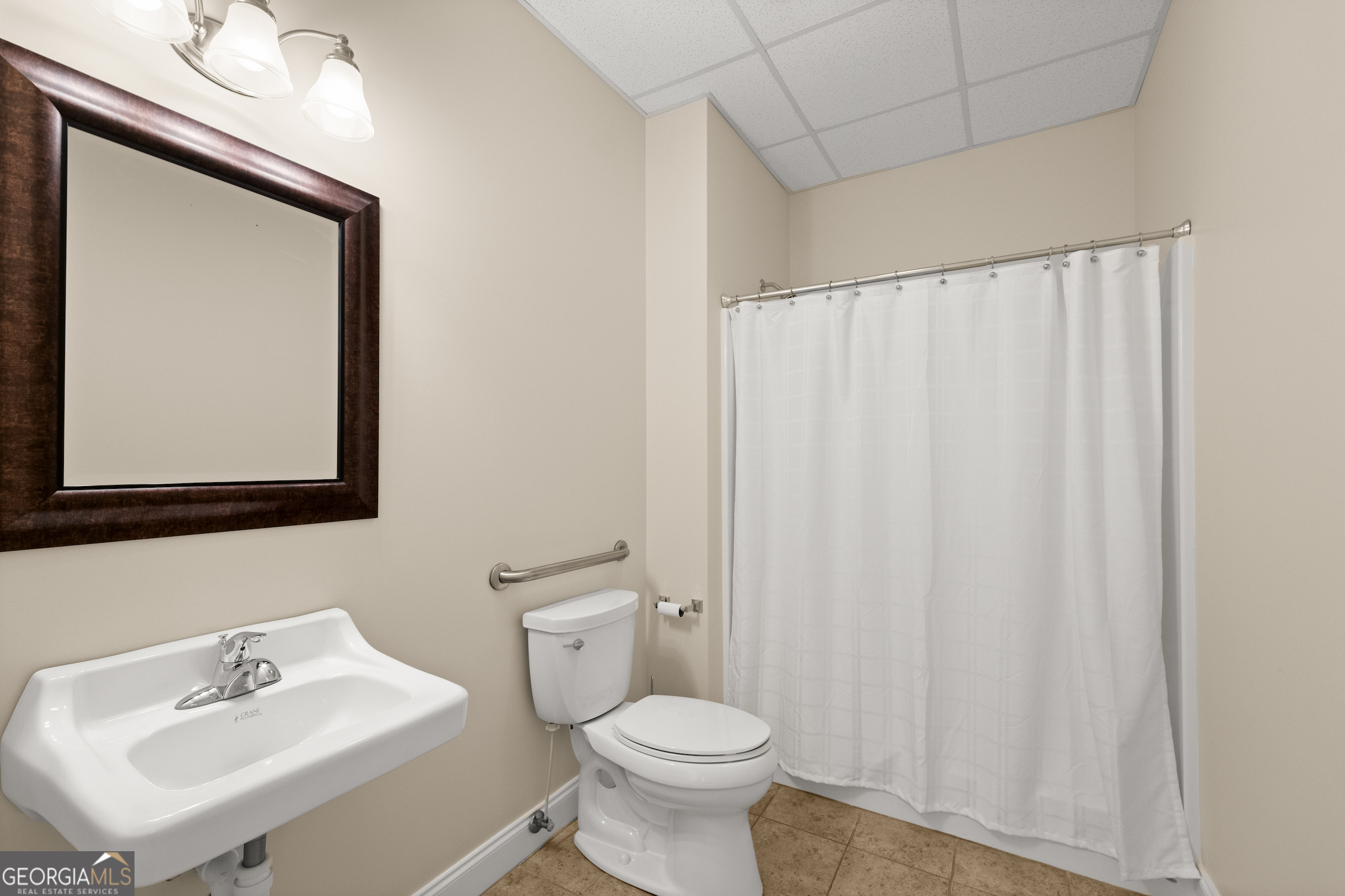 135 Midway Crossing Property Photo 21