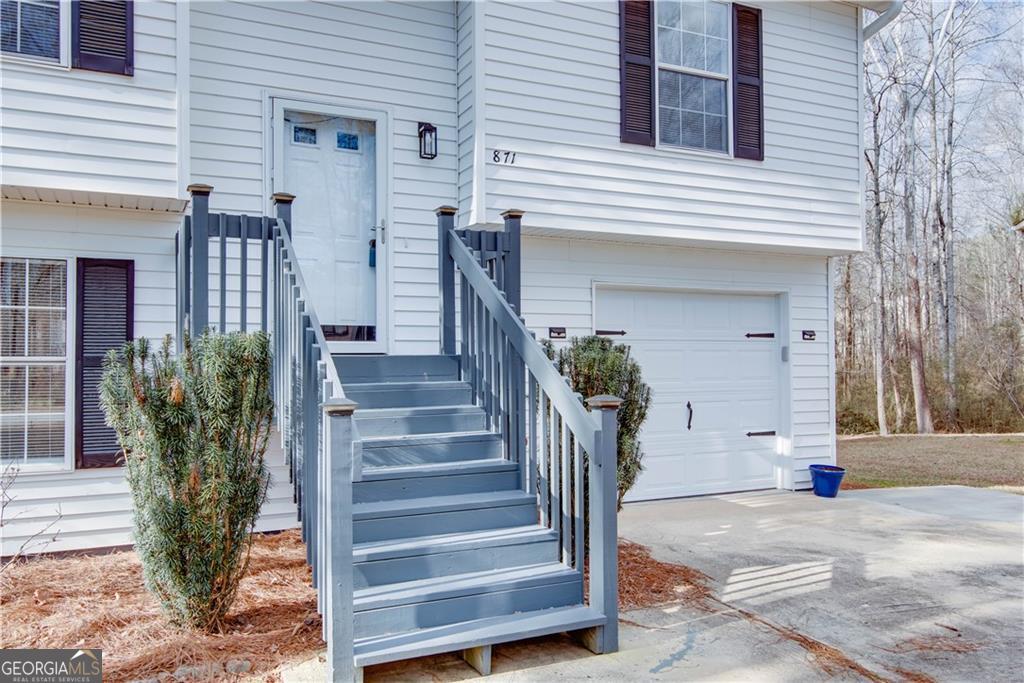 871 Tall Deer Drive Property Photo 4