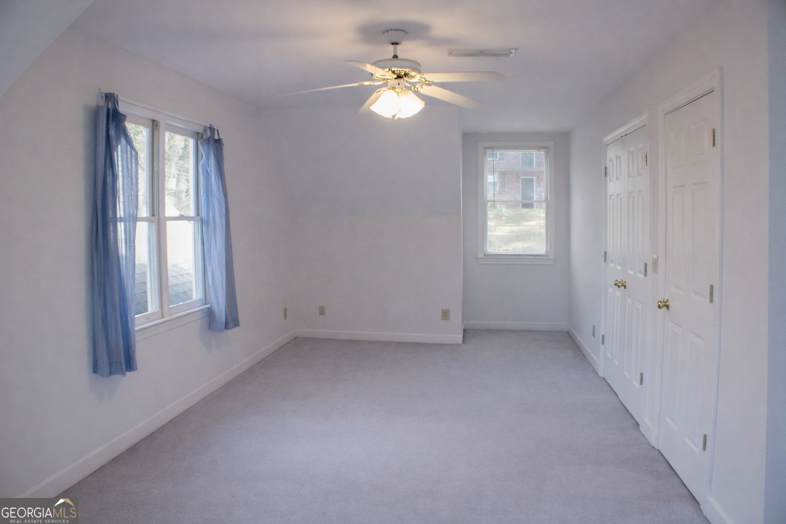 4 Townview Road Se Property Photo 18