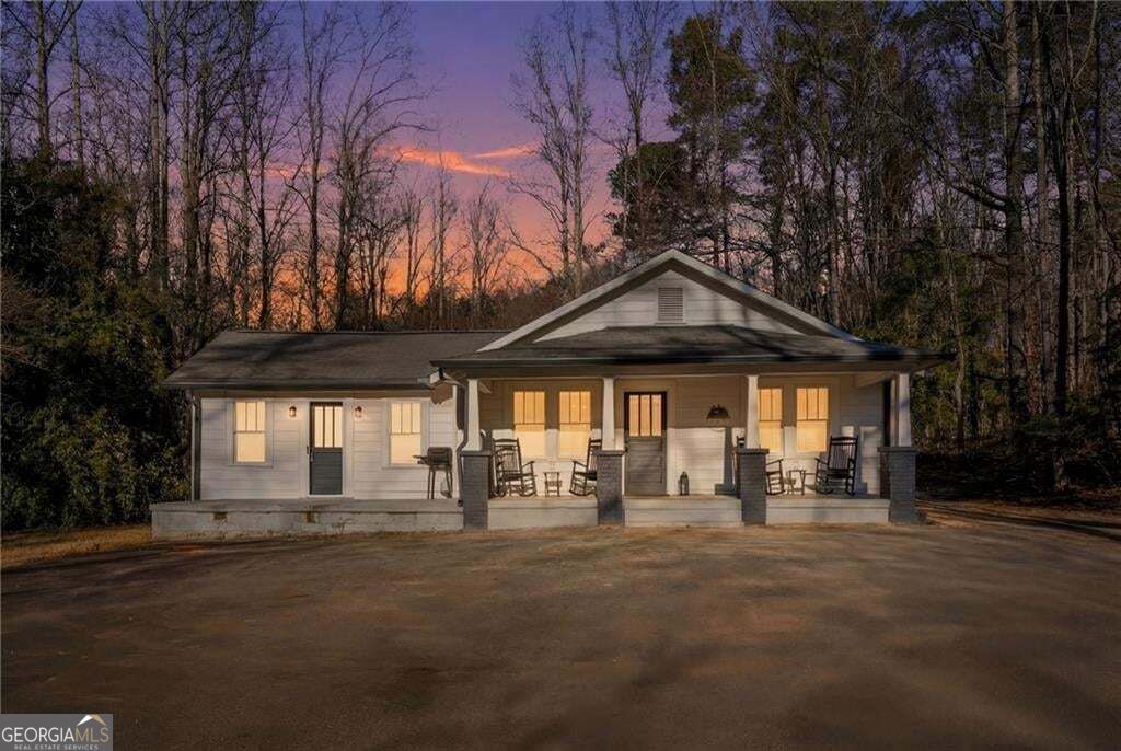 1374 Dawsonville Highway Property Photo 1