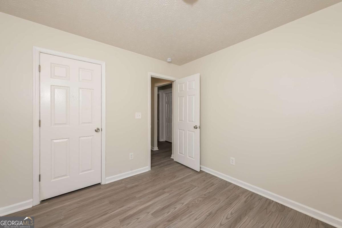 113 Garden Walk Property Photo 15
