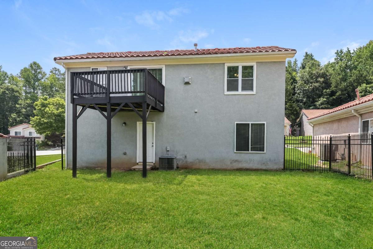 113 Garden Walk Property Photo 23