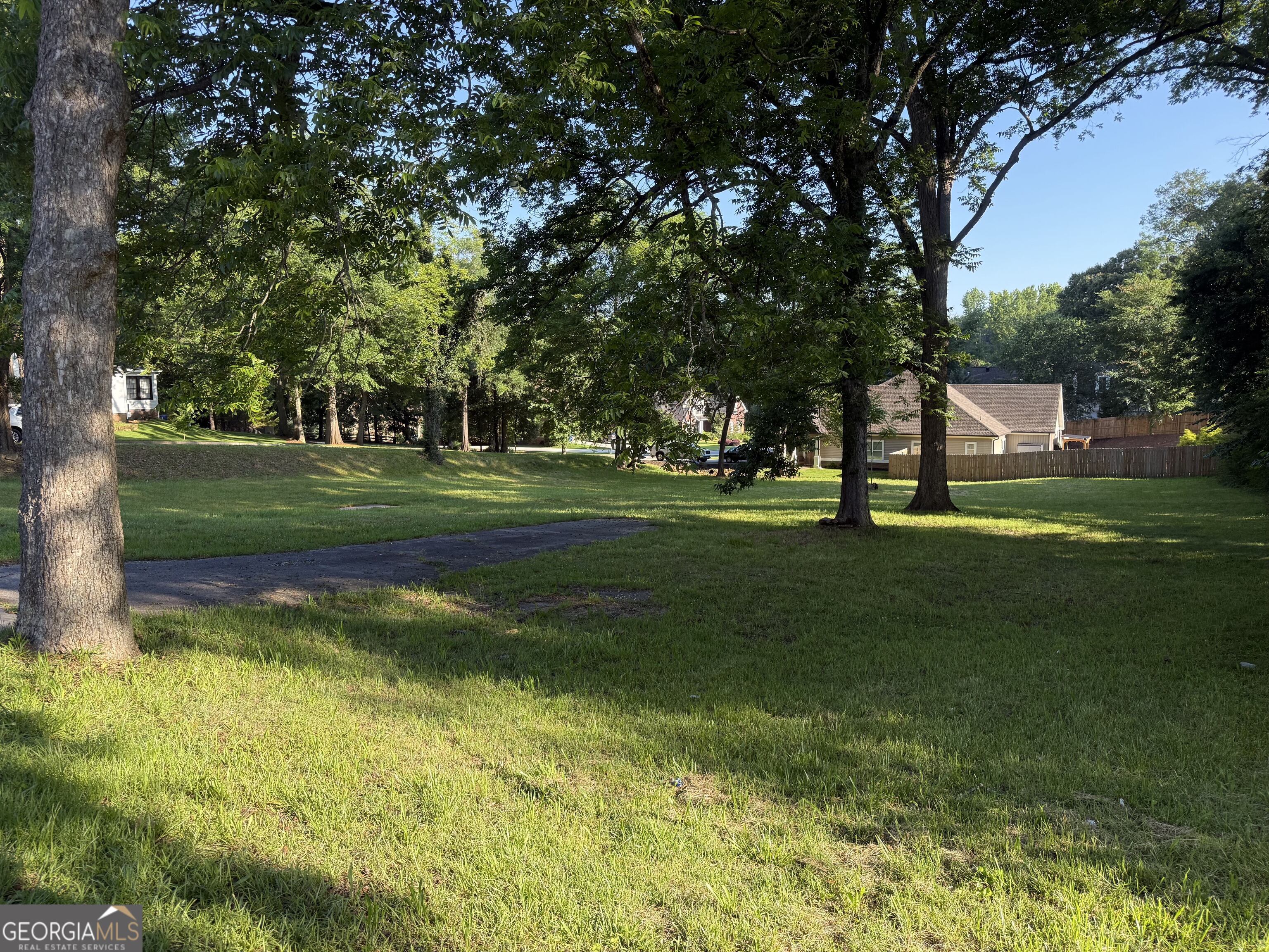 175 Polk Avenue Property Photo 3