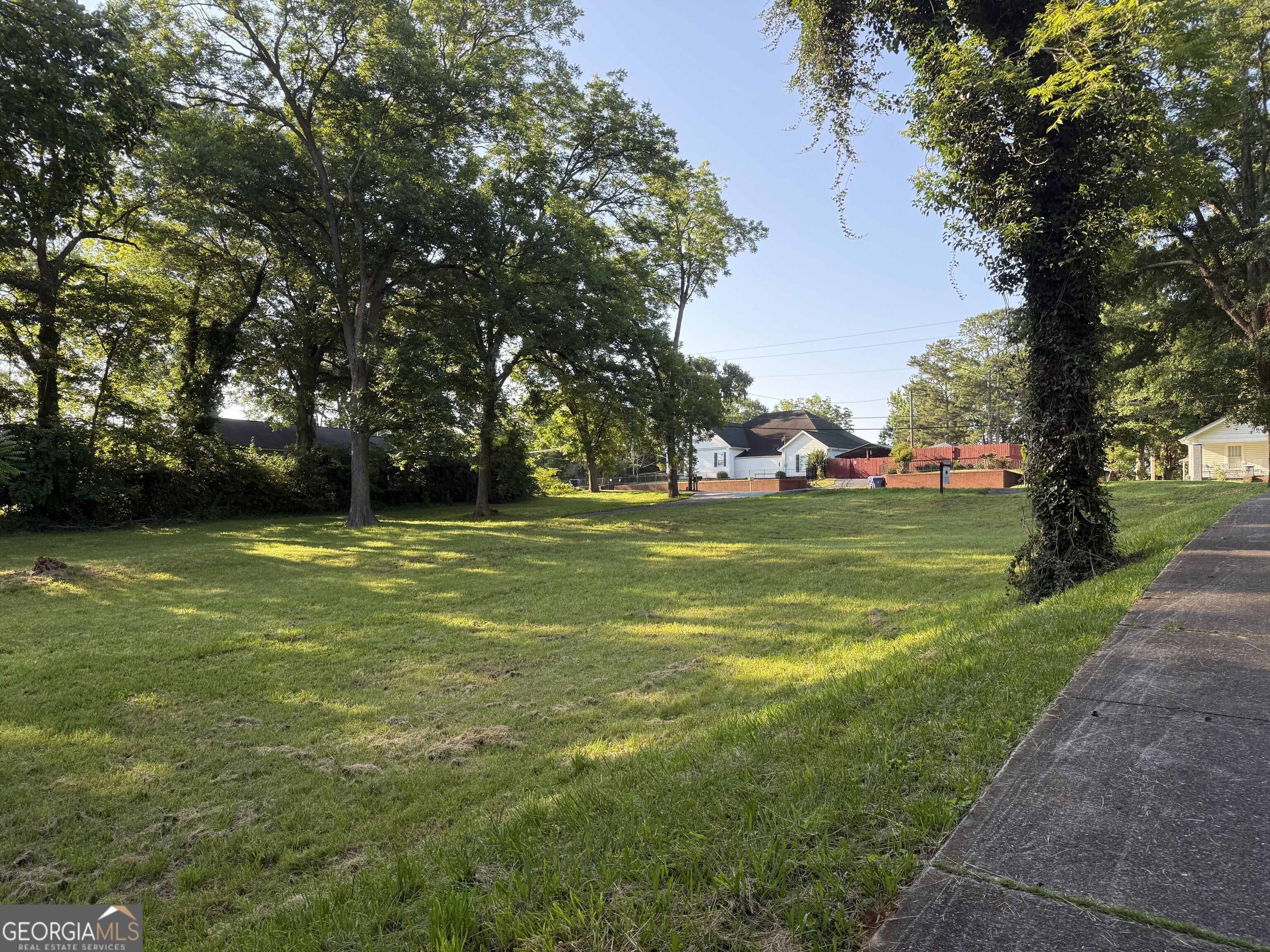 175 Polk Avenue Property Photo 6