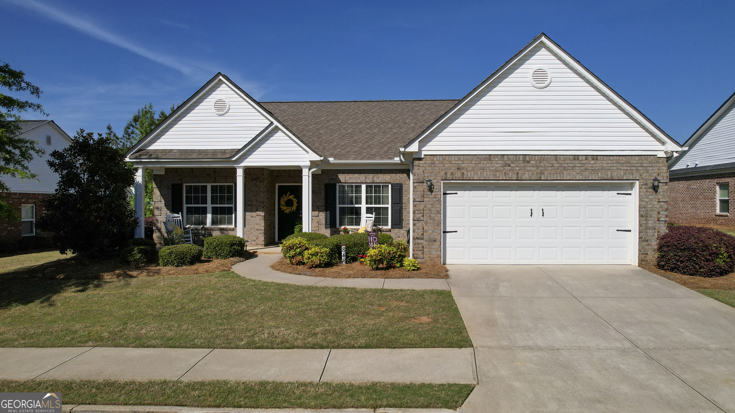 848 Crossroads Court Property Photo 1