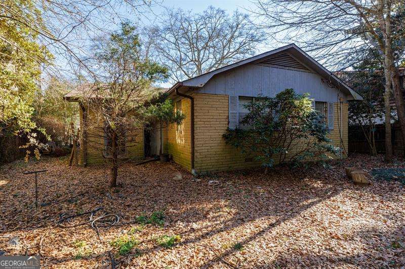 3941 Paces Ferry Drive Se Property Photo 5