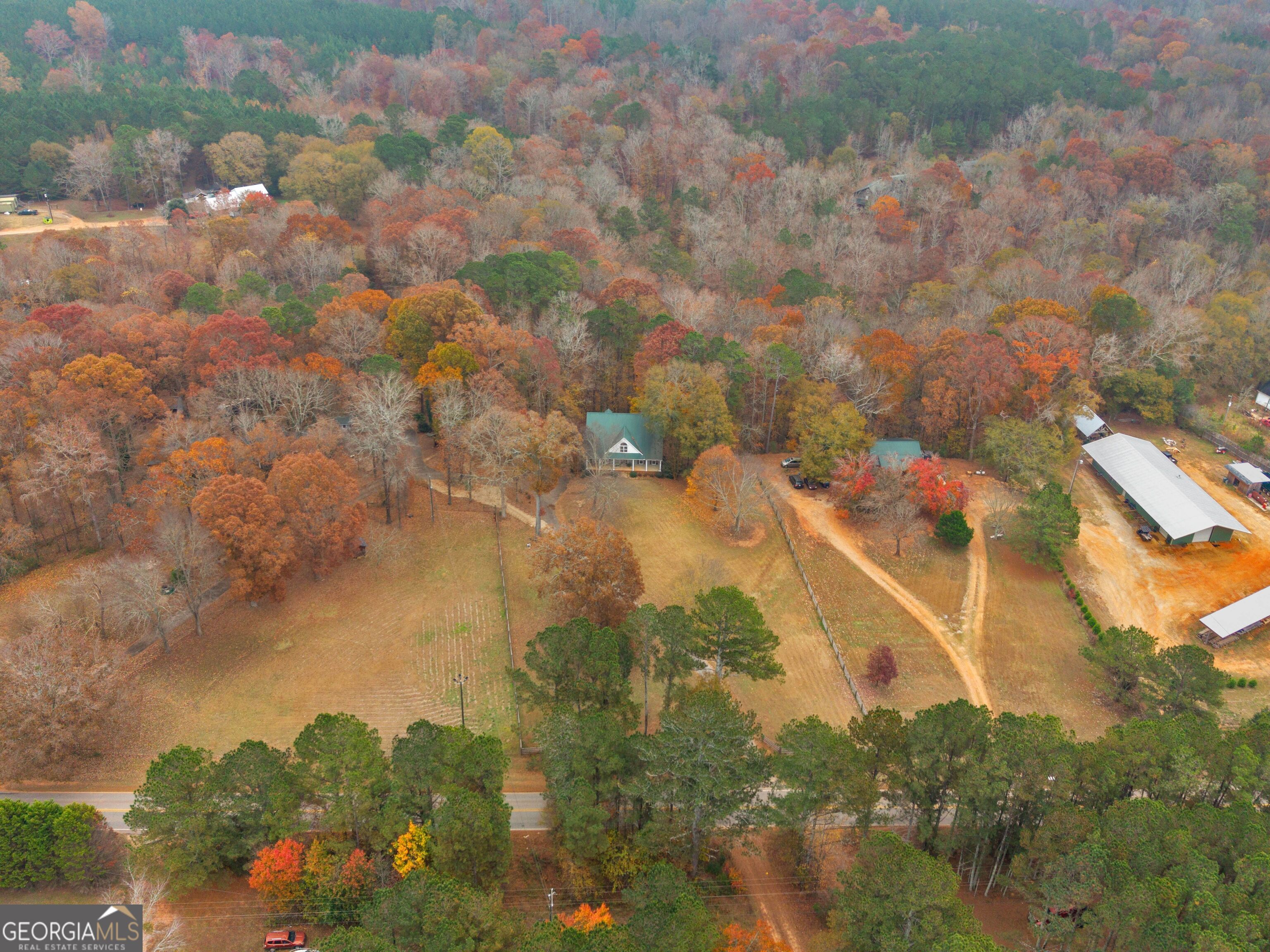 915 Rocky Creek Road Property Photo 5