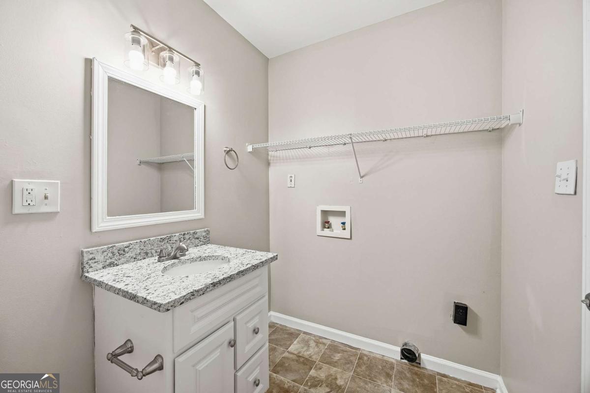 640 S Preston Court Property Photo 11