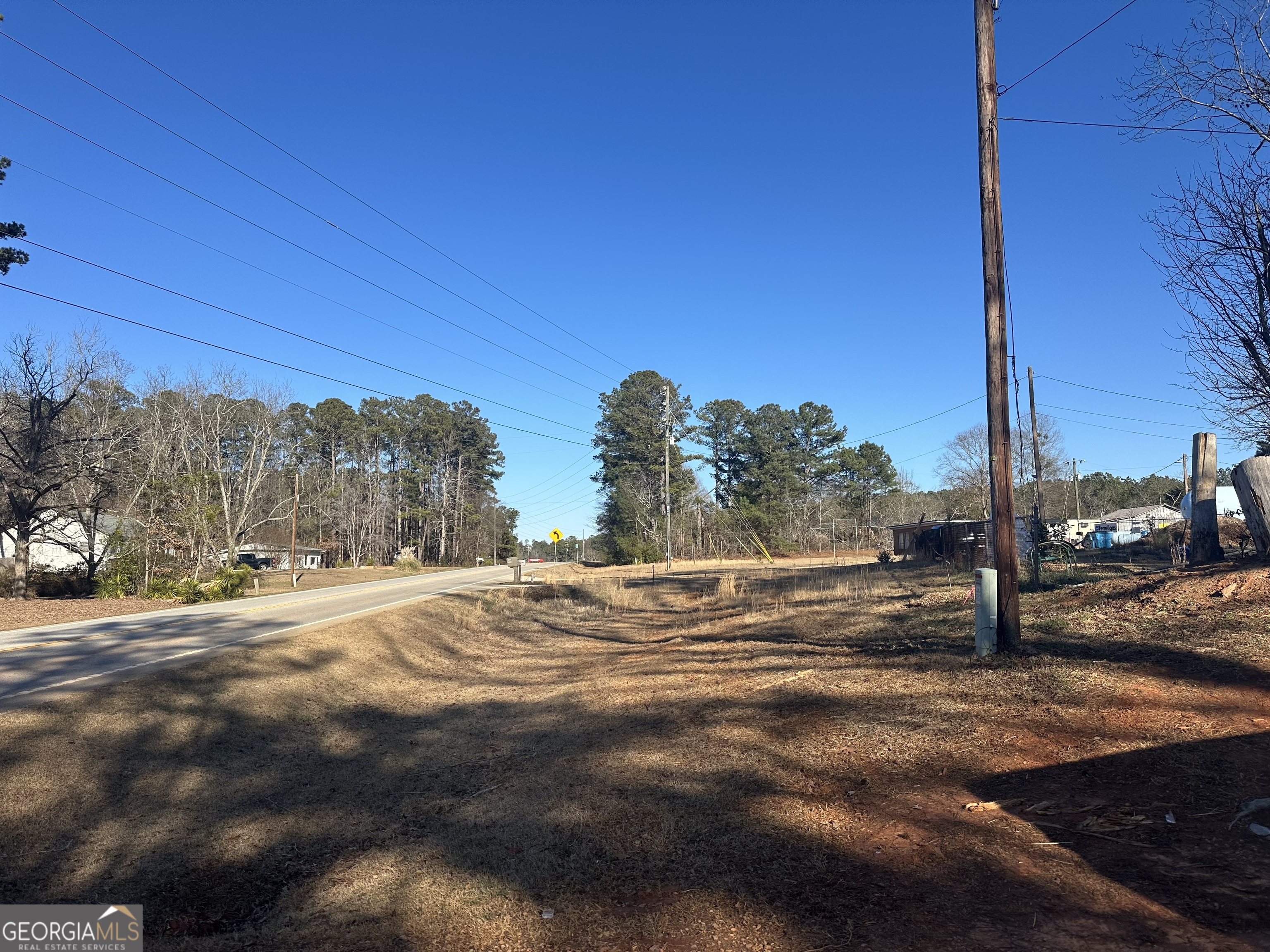 15975 Hwy 36 Property Photo 9