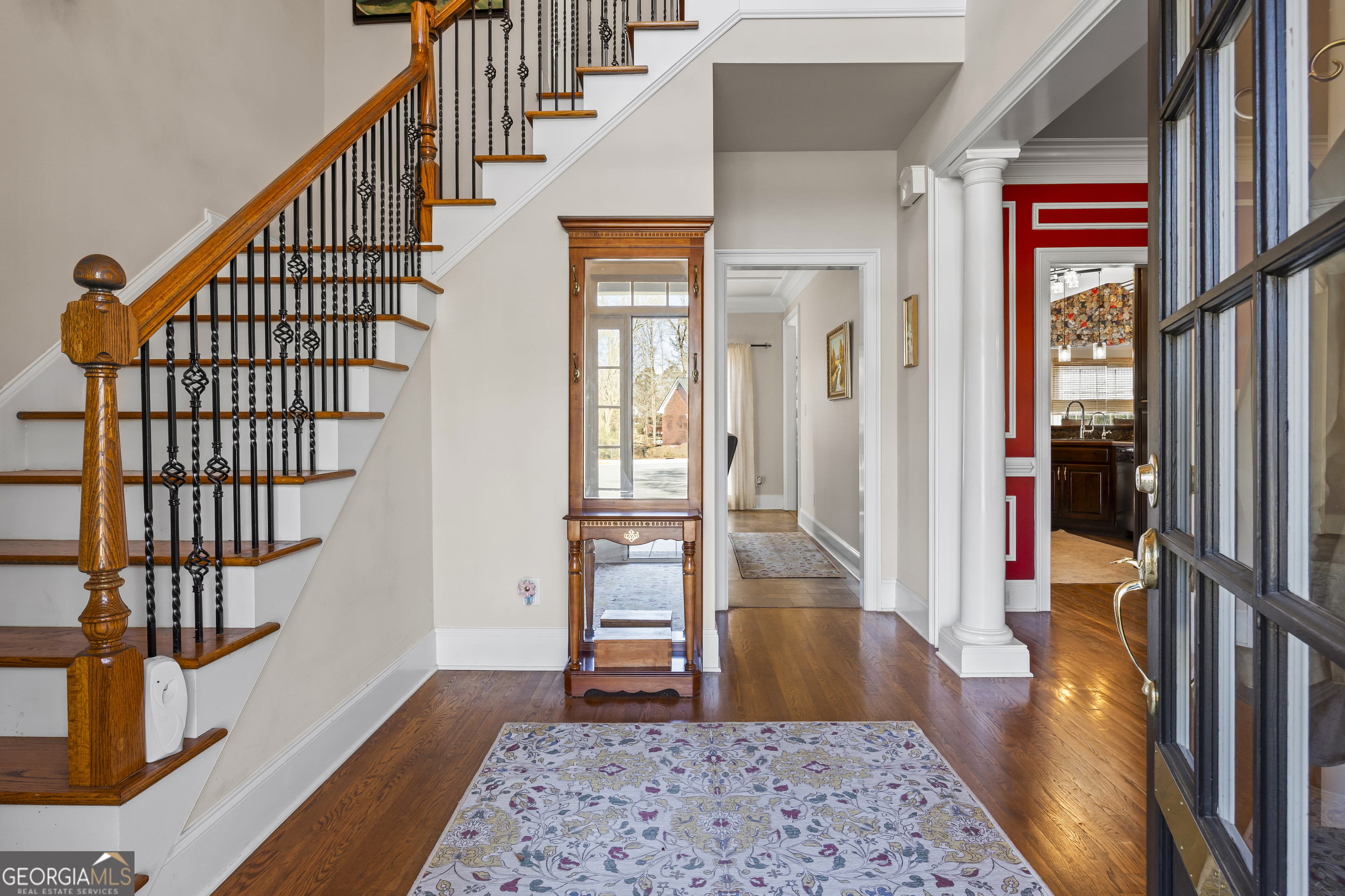 1060 Fox Hollow Court Property Photo 4