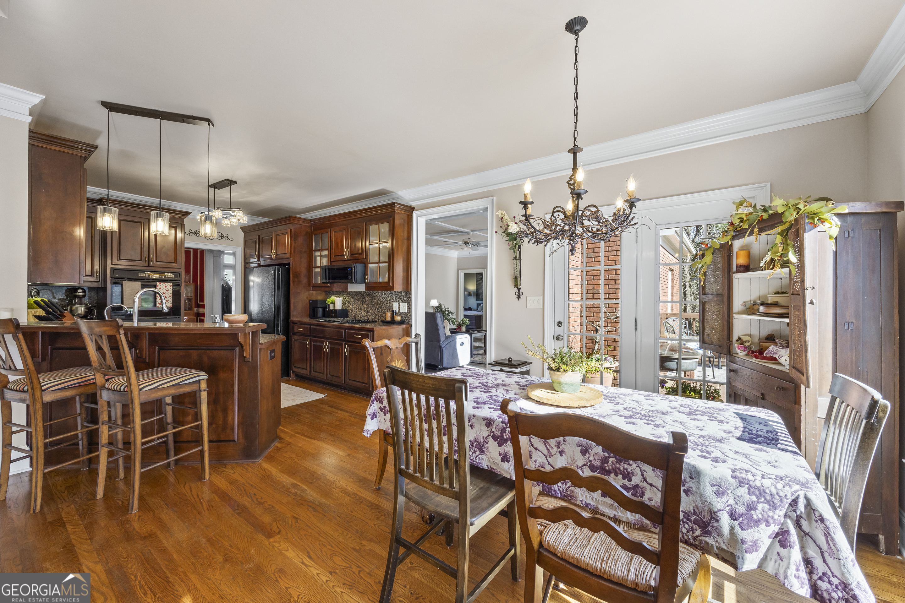 1060 Fox Hollow Court Property Photo 29
