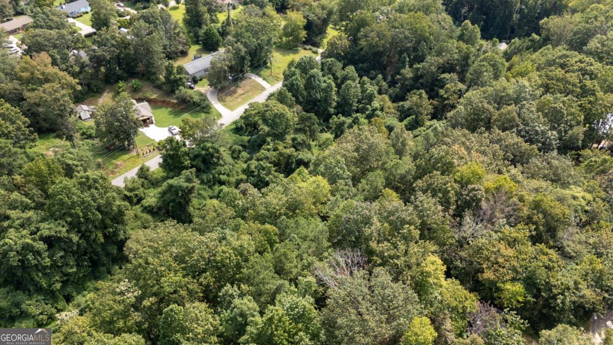 1828 Tulip Drive Property Photo 13