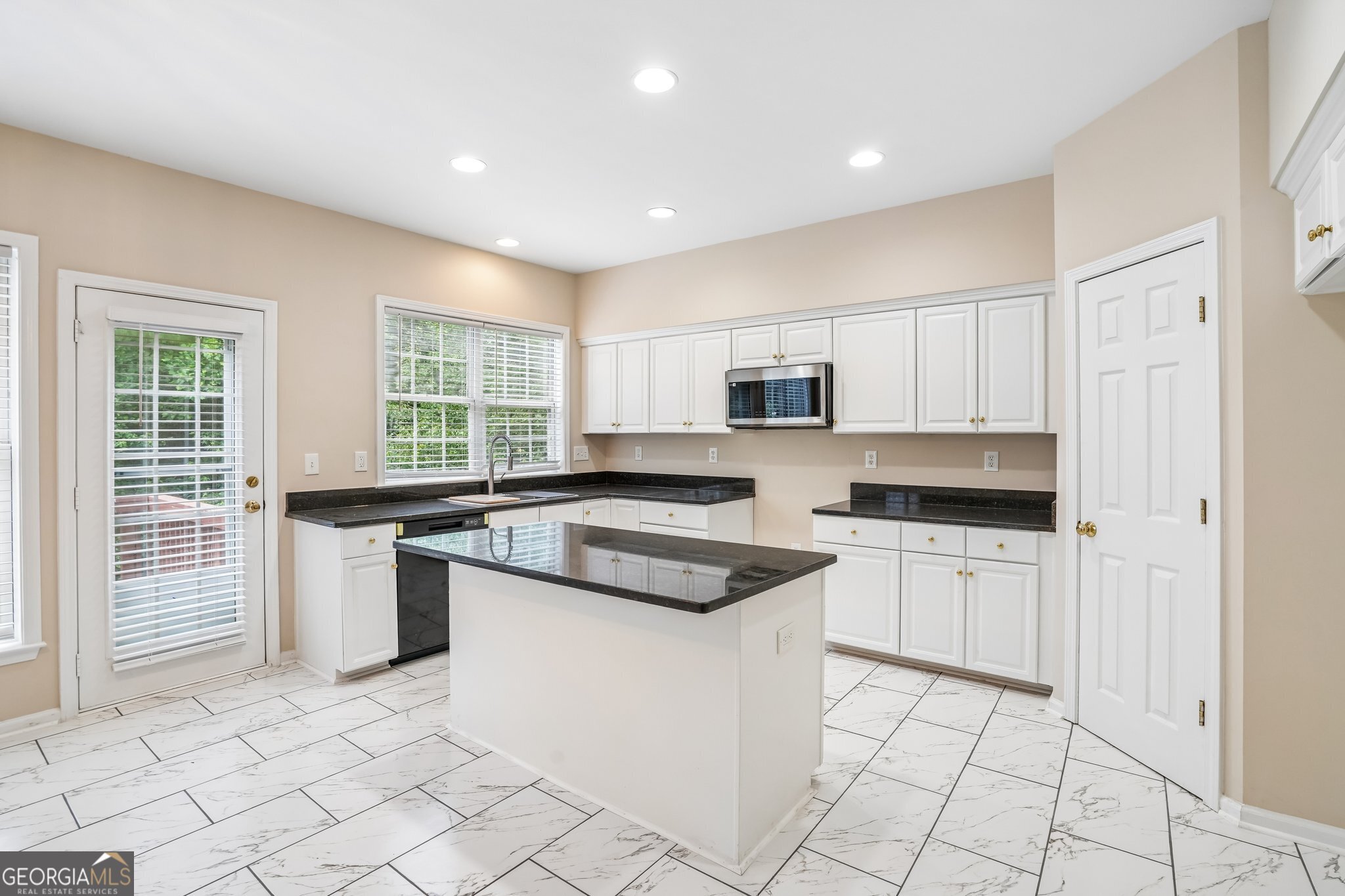 531 Ashland Parkway Property Photo 13