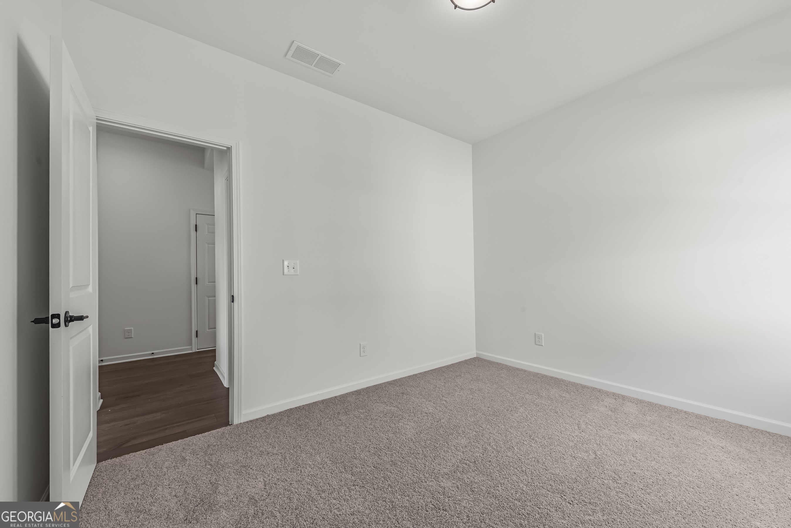 107 Cottage Grove Circle Property Photo 37
