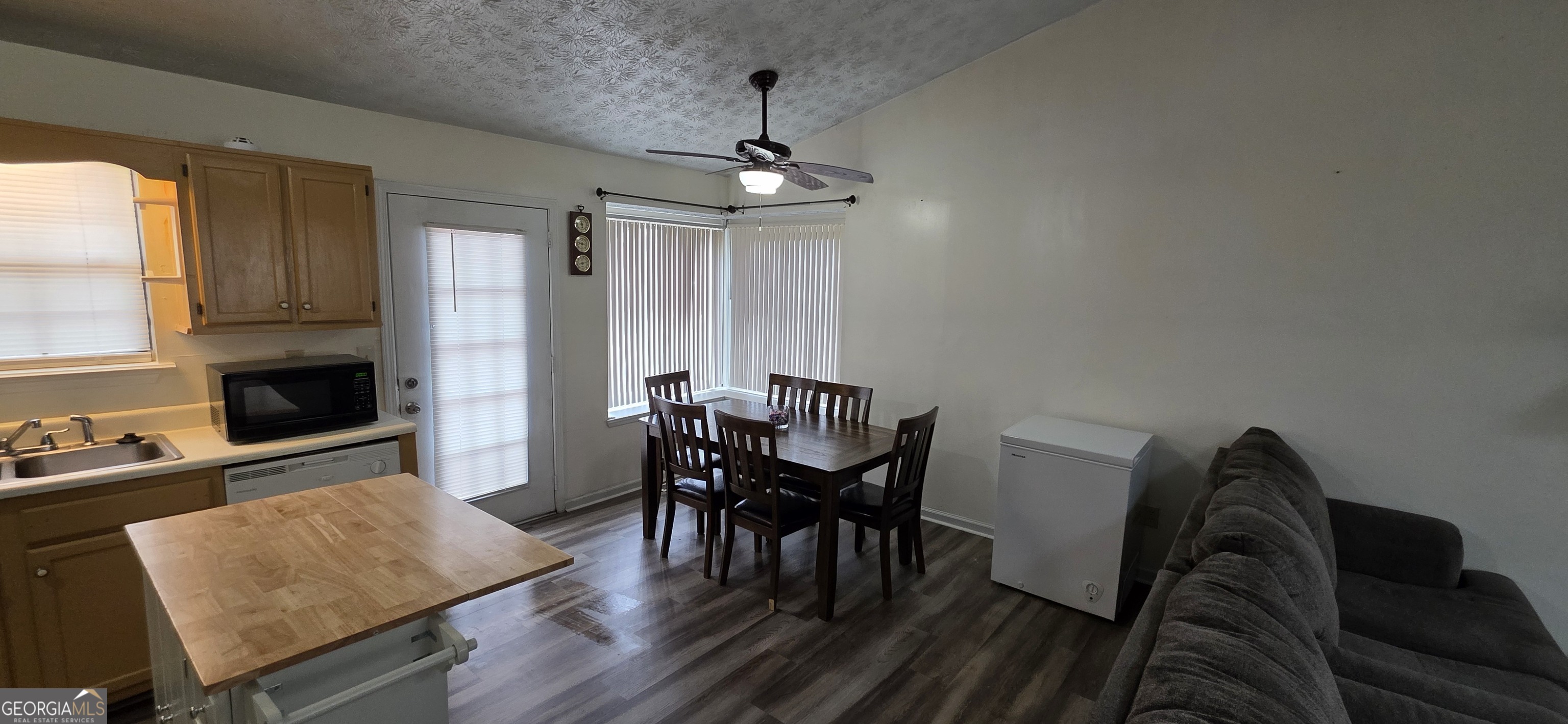 2699 Lantern Trail Property Photo 5