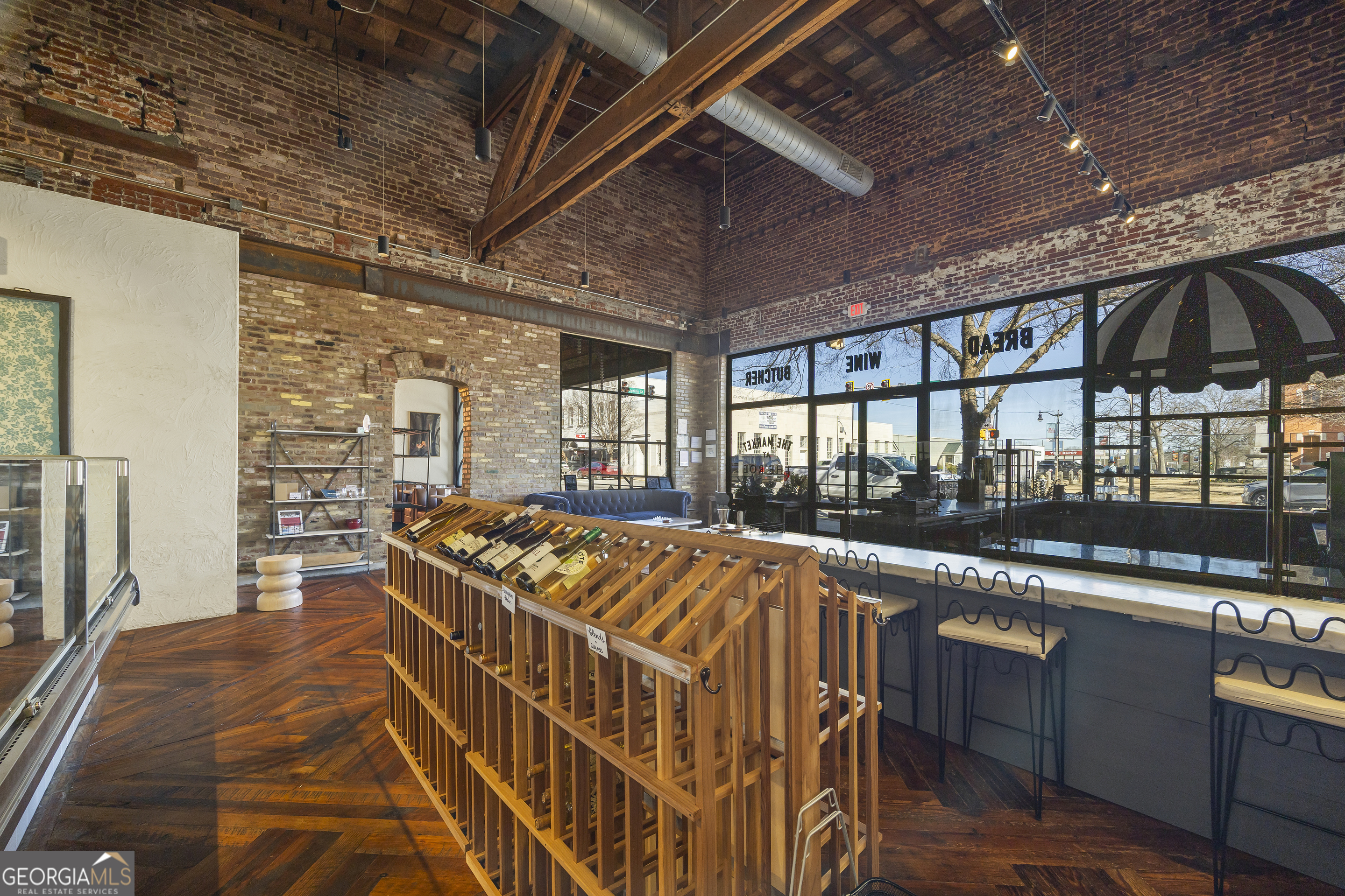 100 S Broad Street Property Photo 23