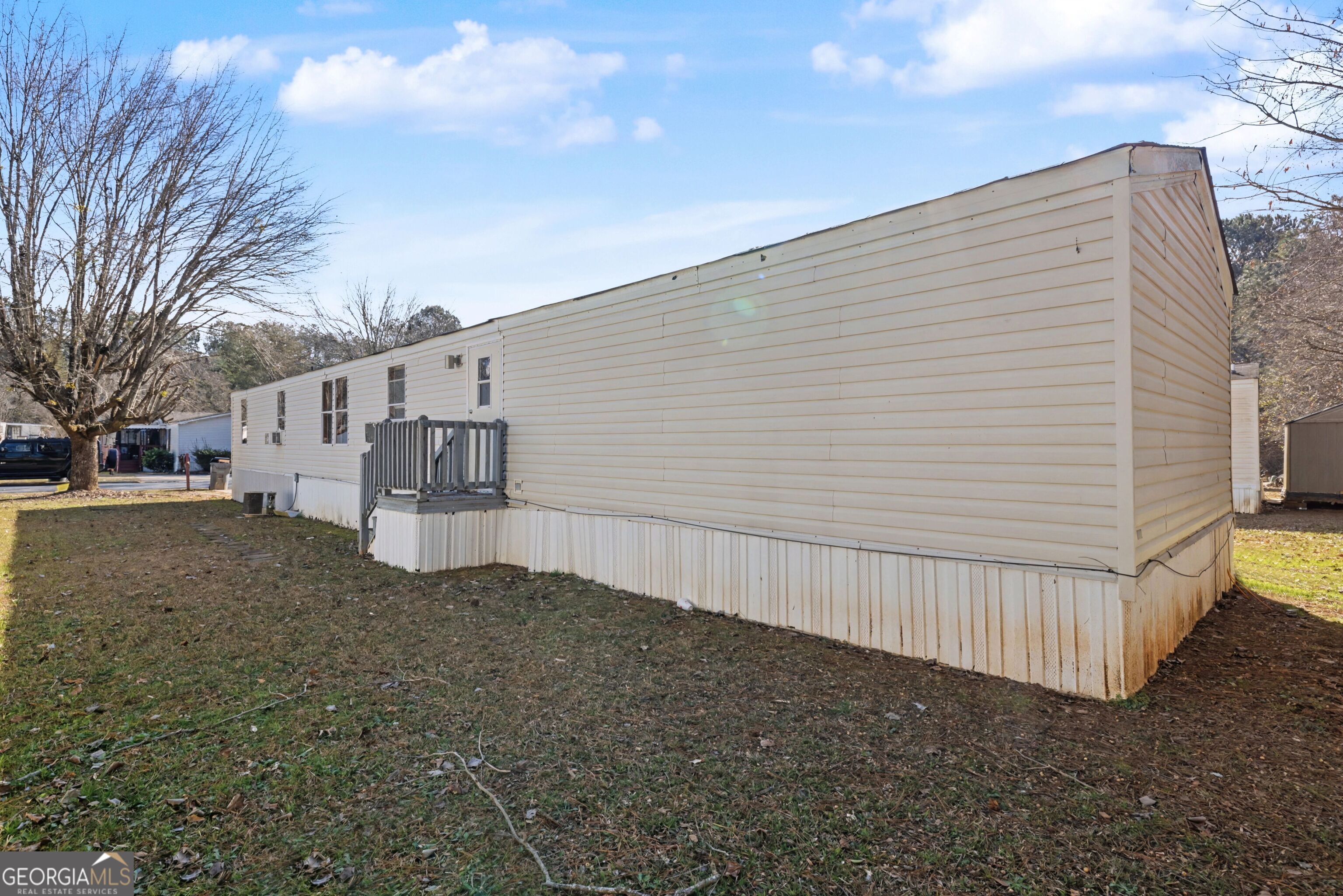 73 Lillian Circle Property Photo 19