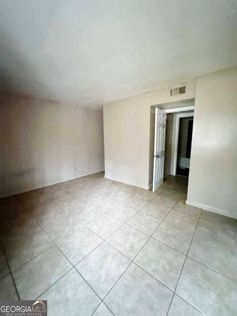 5918 Sutcliff Square Property Photo 8