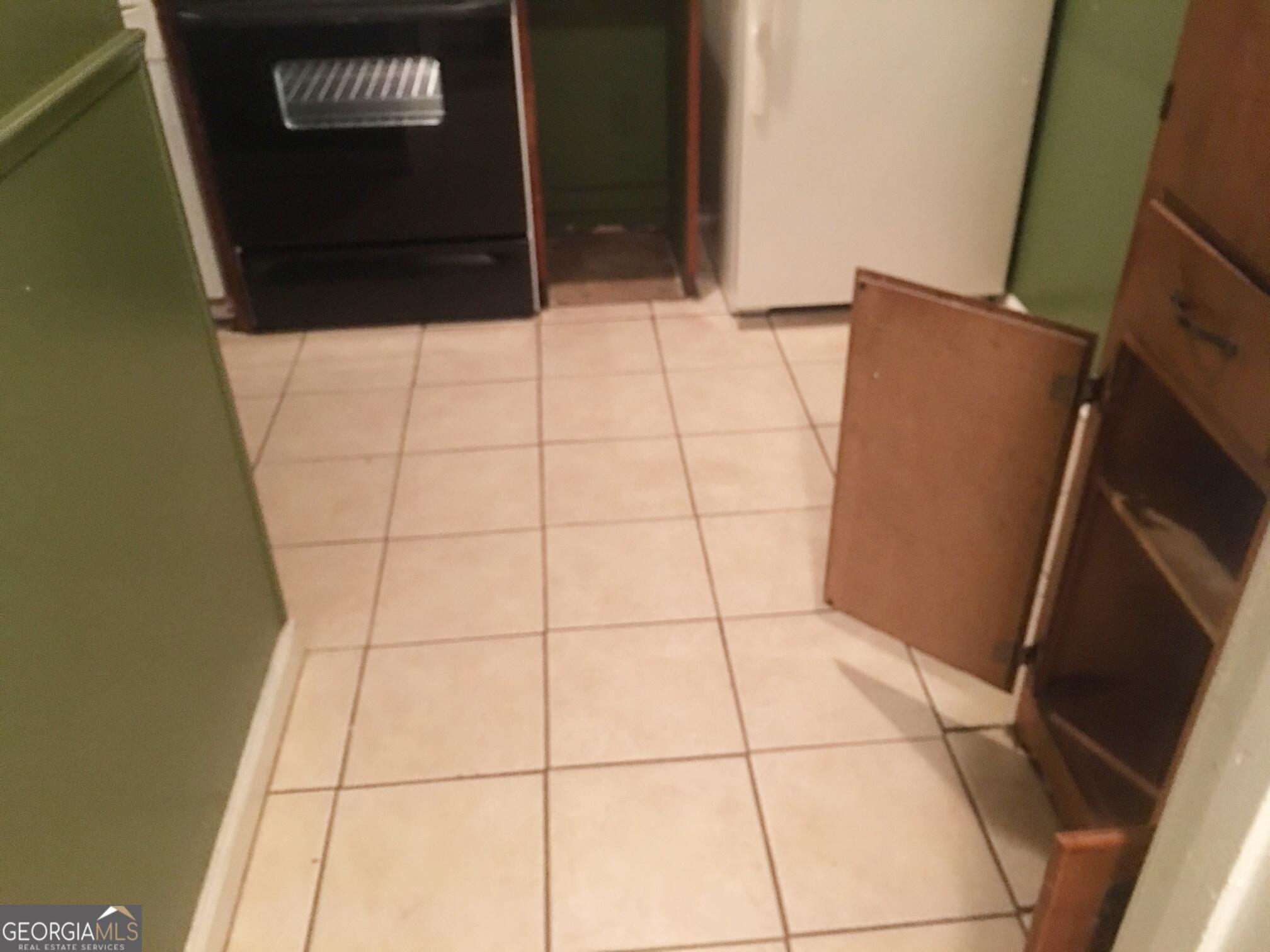 5918 Sutcliff Square Property Photo 13