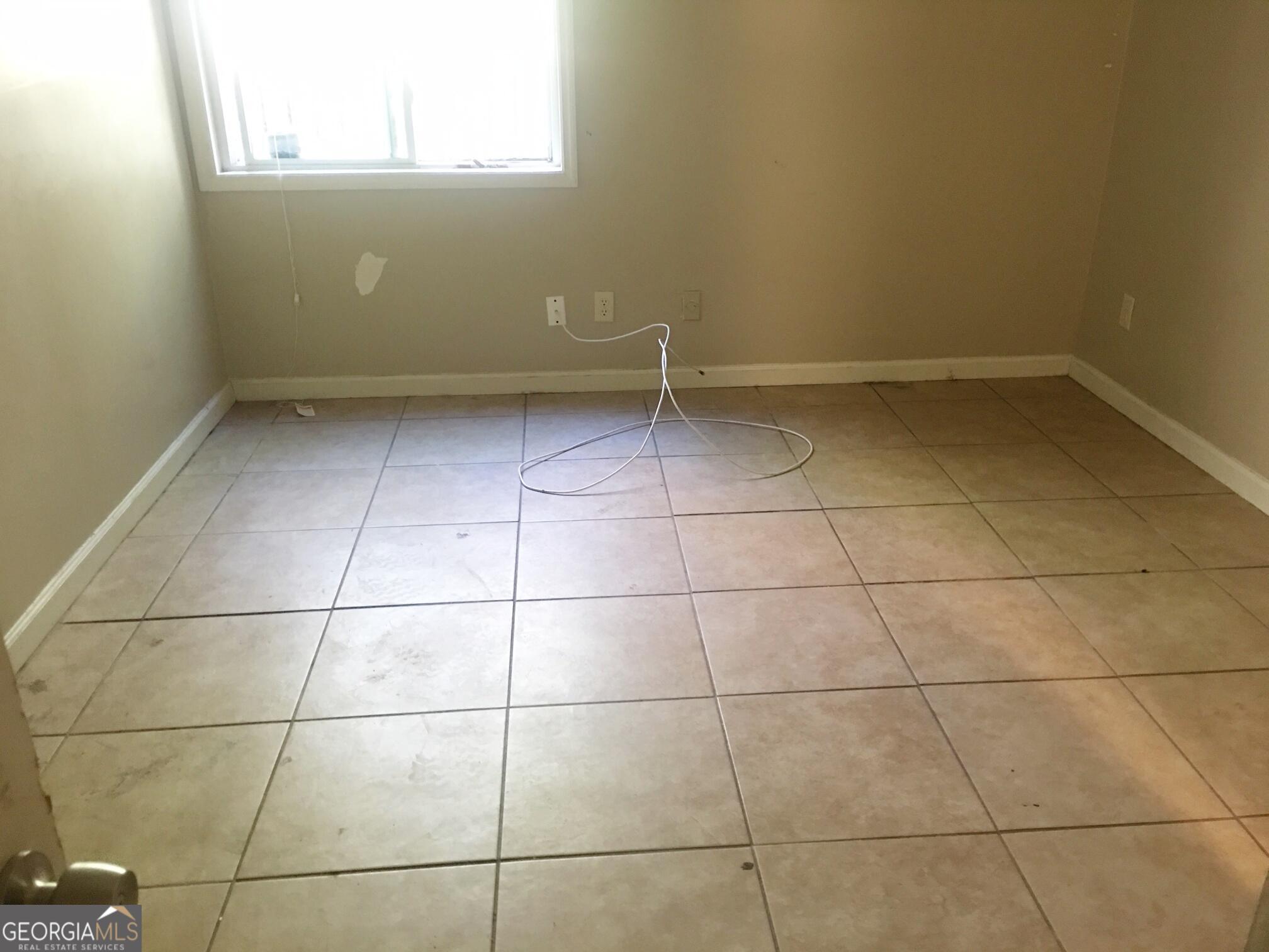5918 Sutcliff Square Property Photo 14
