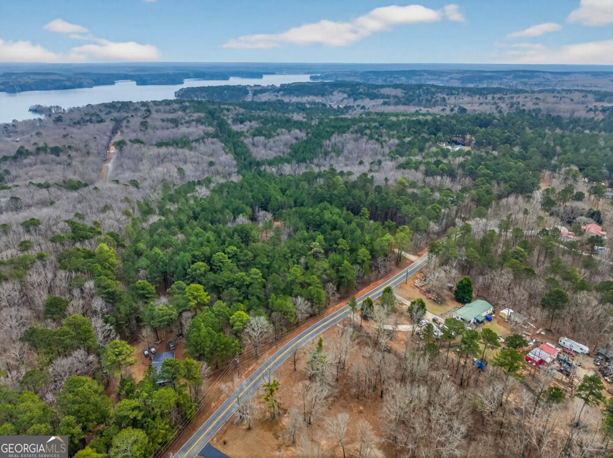 251 Winding River Road Property Photo 13