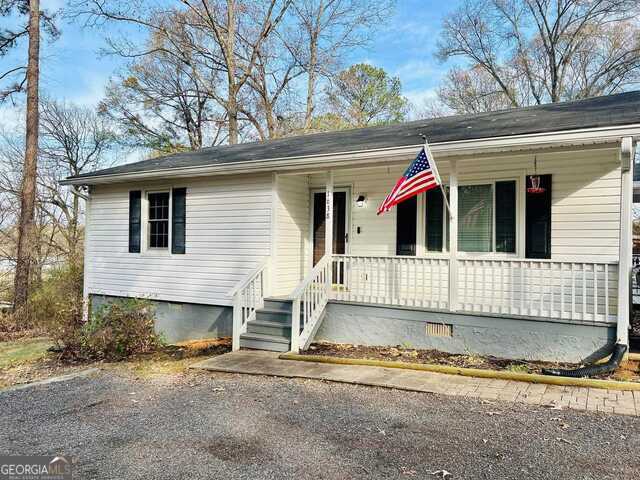 1638 Prospect Road Property Photo 2