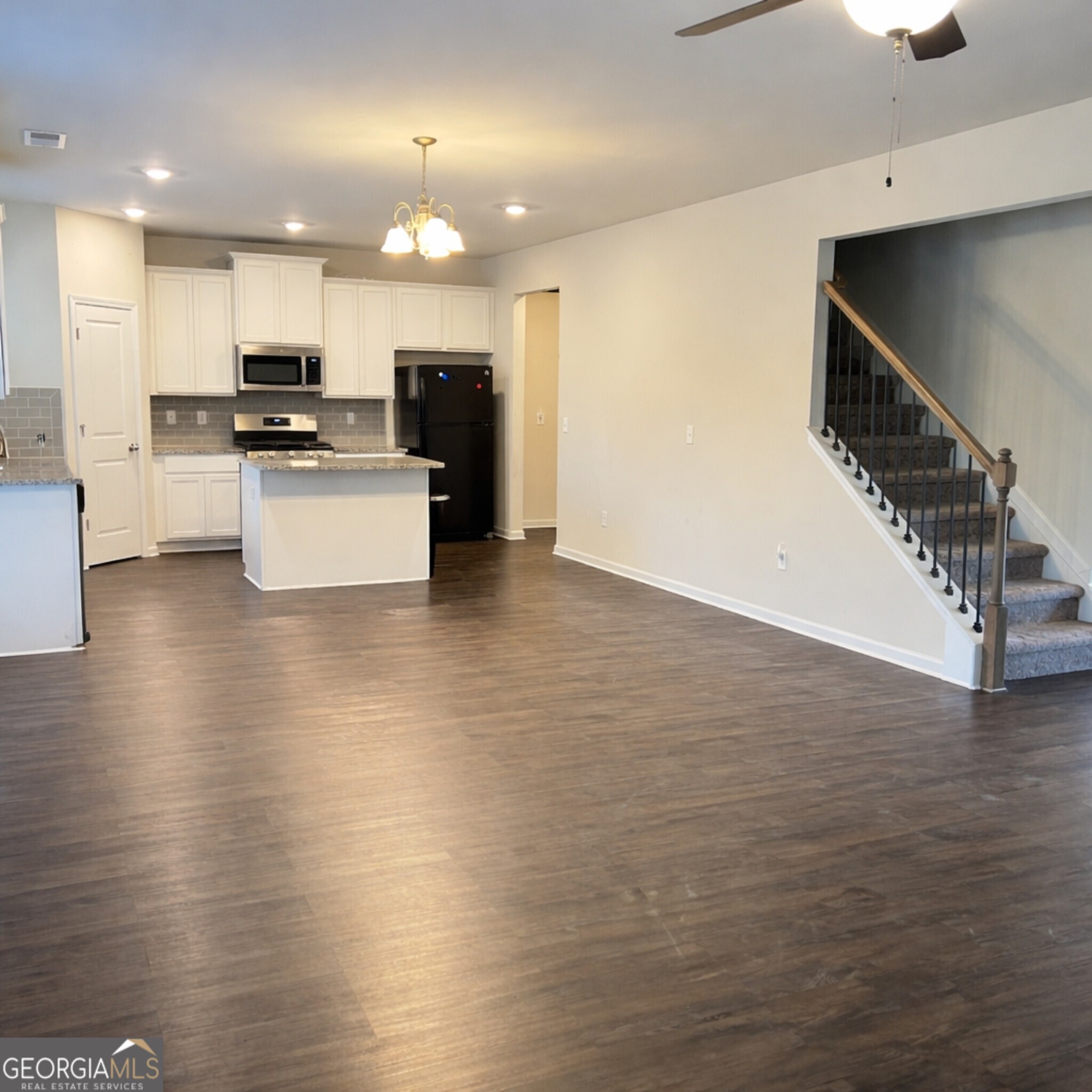 332 Endeavor Drive Property Photo 24