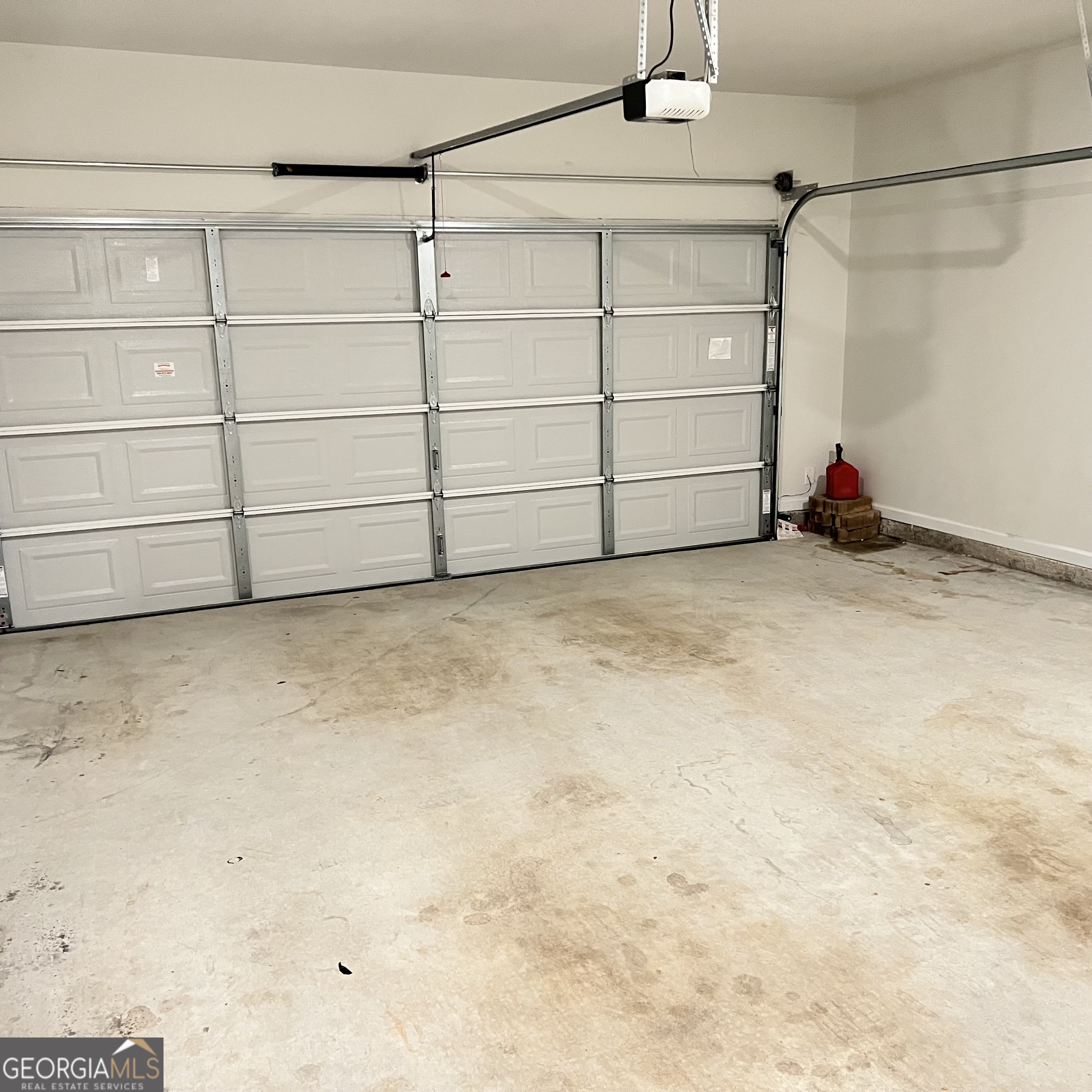 332 Endeavor Drive Property Photo 30