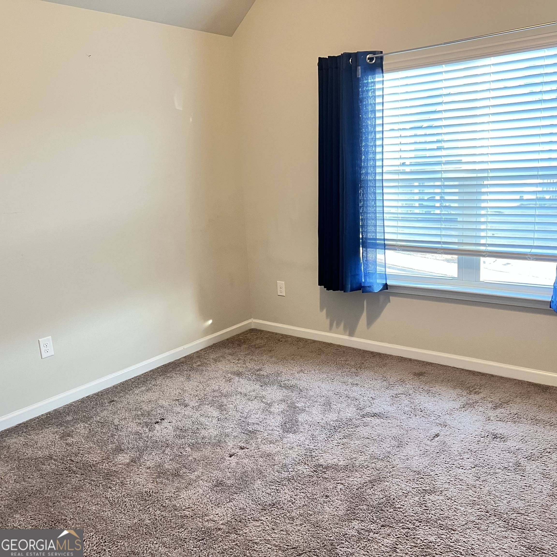 332 Endeavor Drive Property Photo 35
