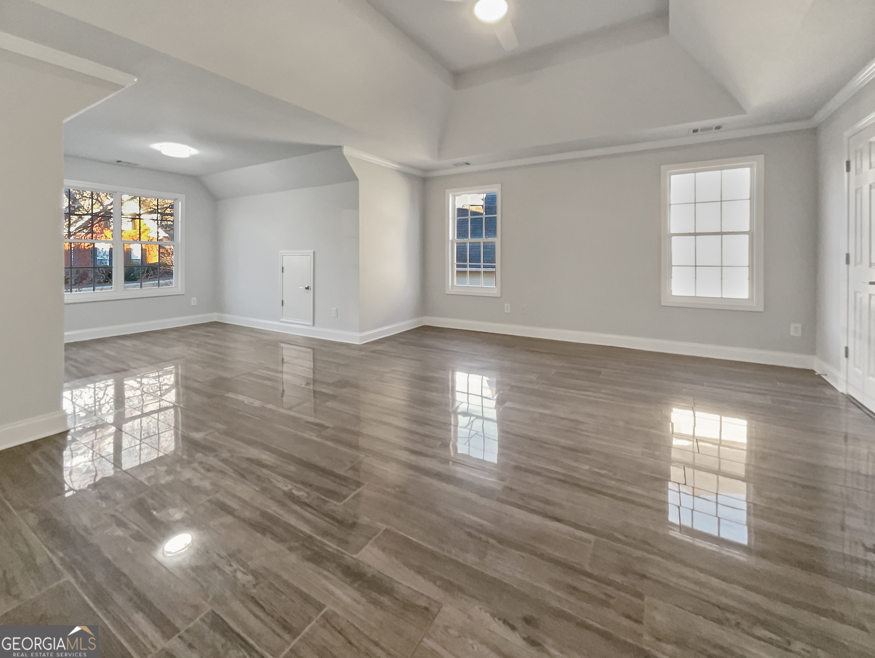 1712 Mccook Court Nw Property Photo 9
