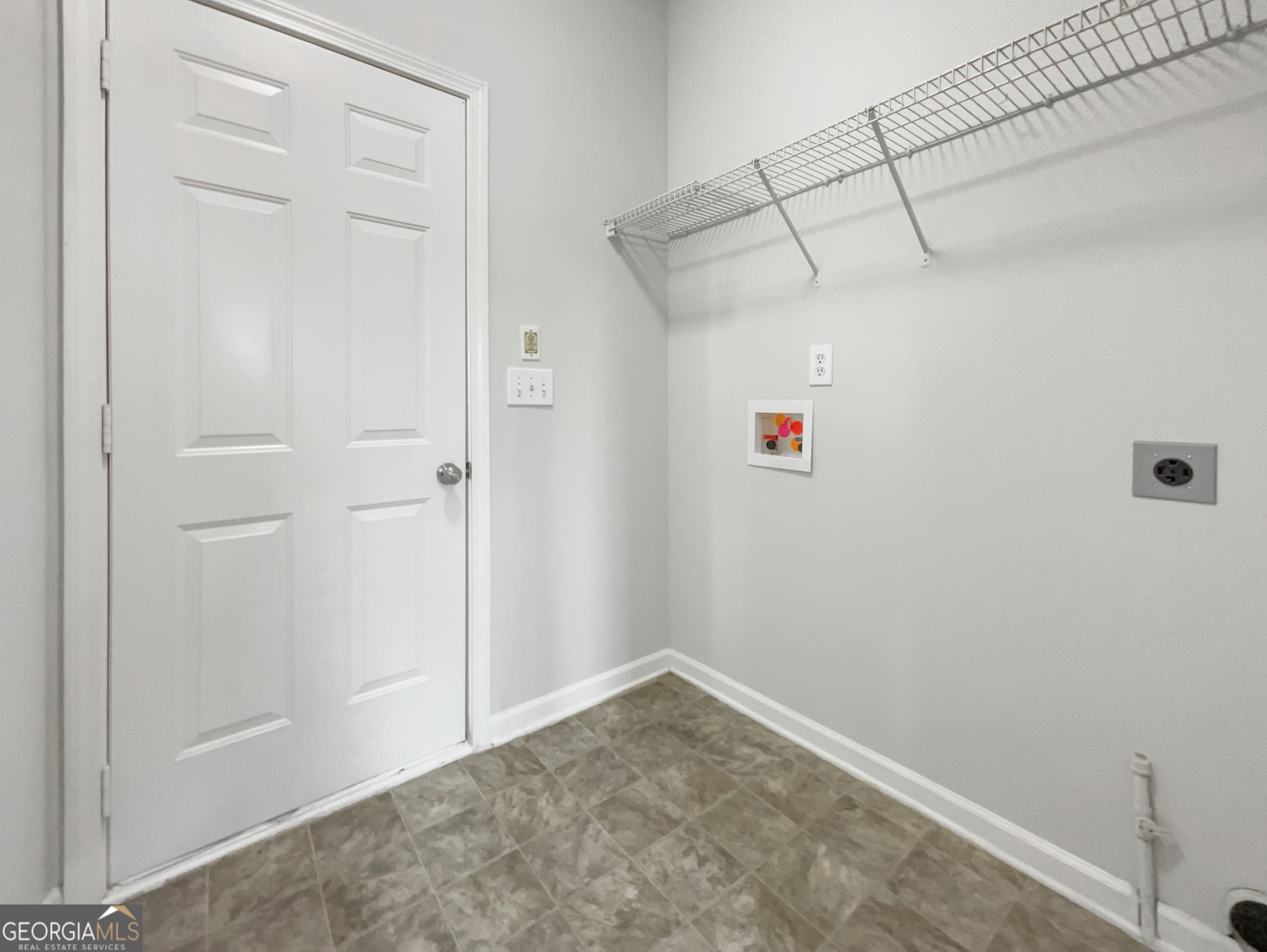 1712 Mccook Court Nw Property Photo 15