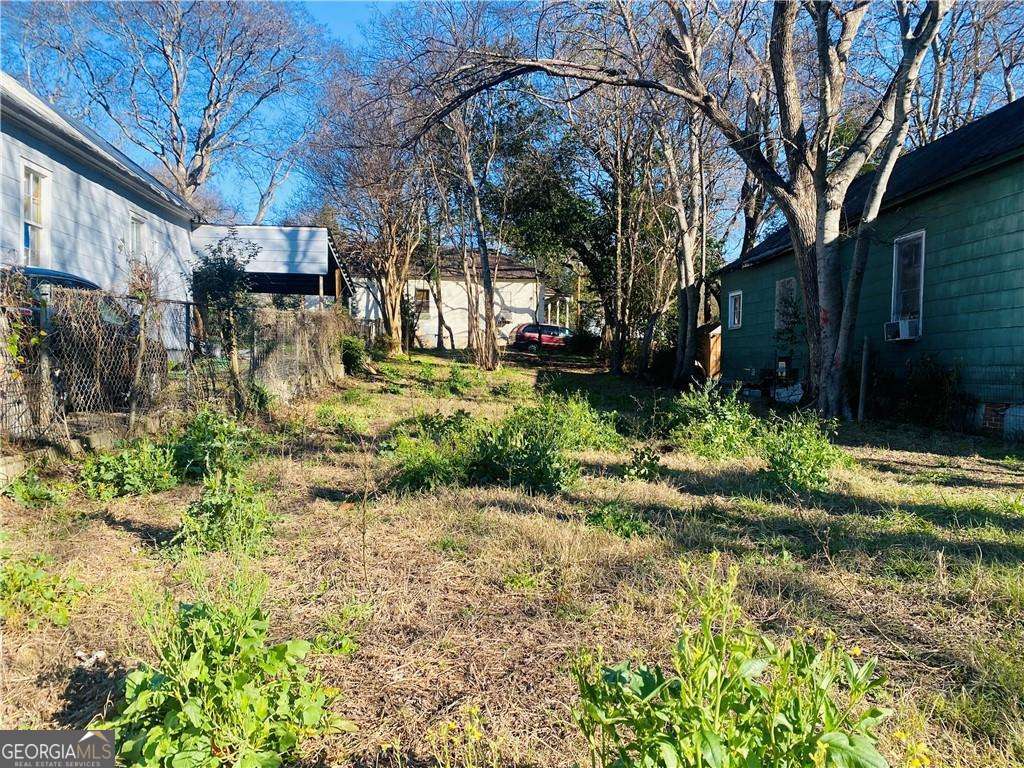 1004 N Railroad Street Property Photo 1