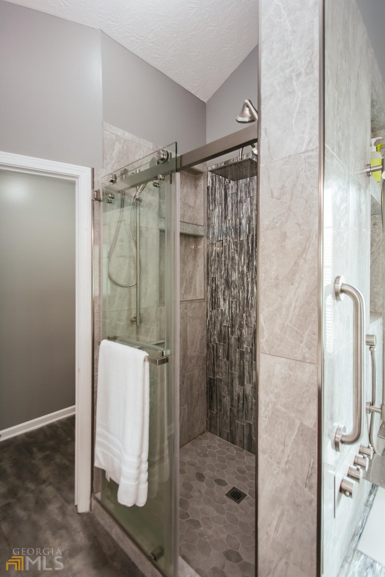 137 Bristol Woods Drive Property Photo 2
