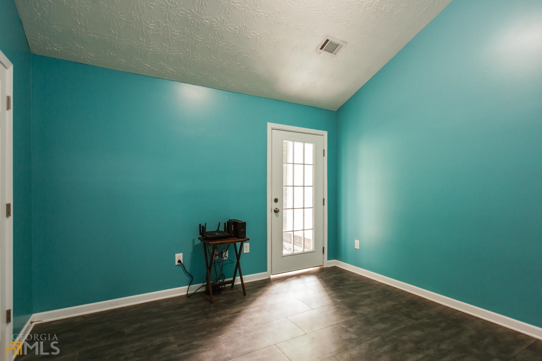 137 Bristol Woods Drive Property Photo 8