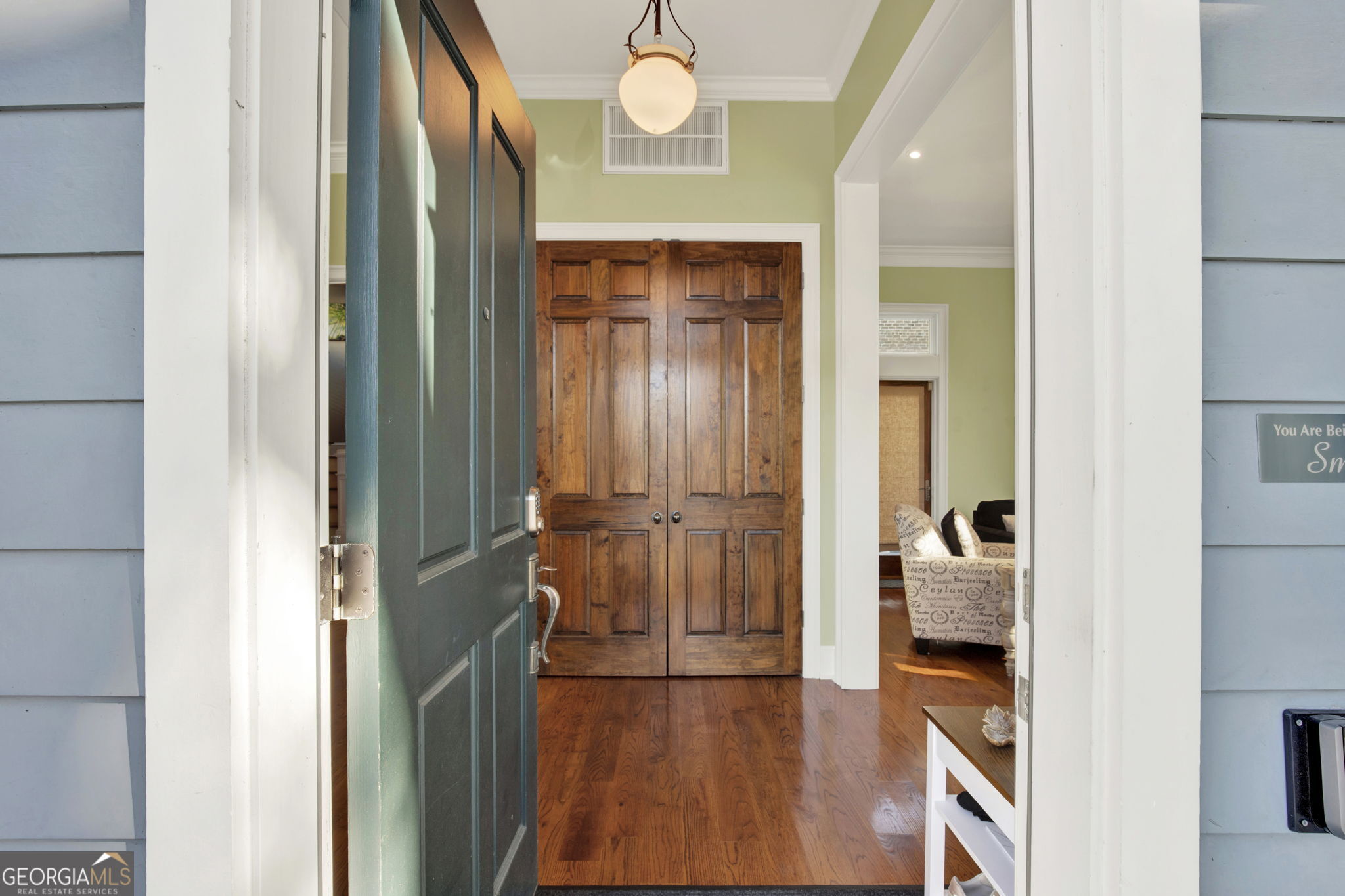 212 Houston Street Property Photo 2