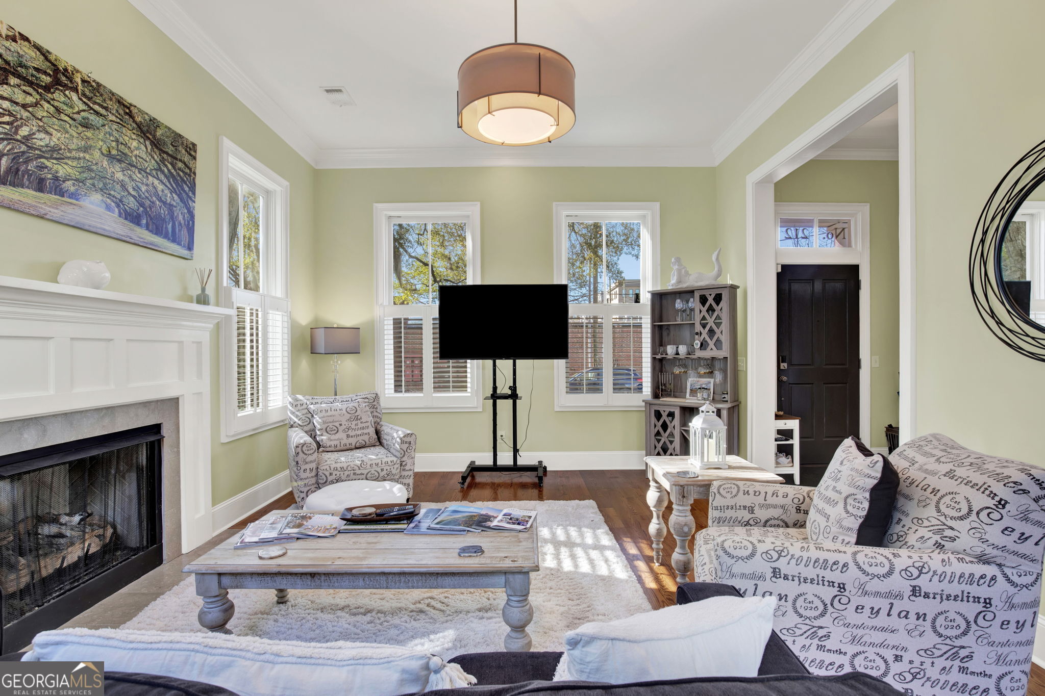212 Houston Street Property Photo 4