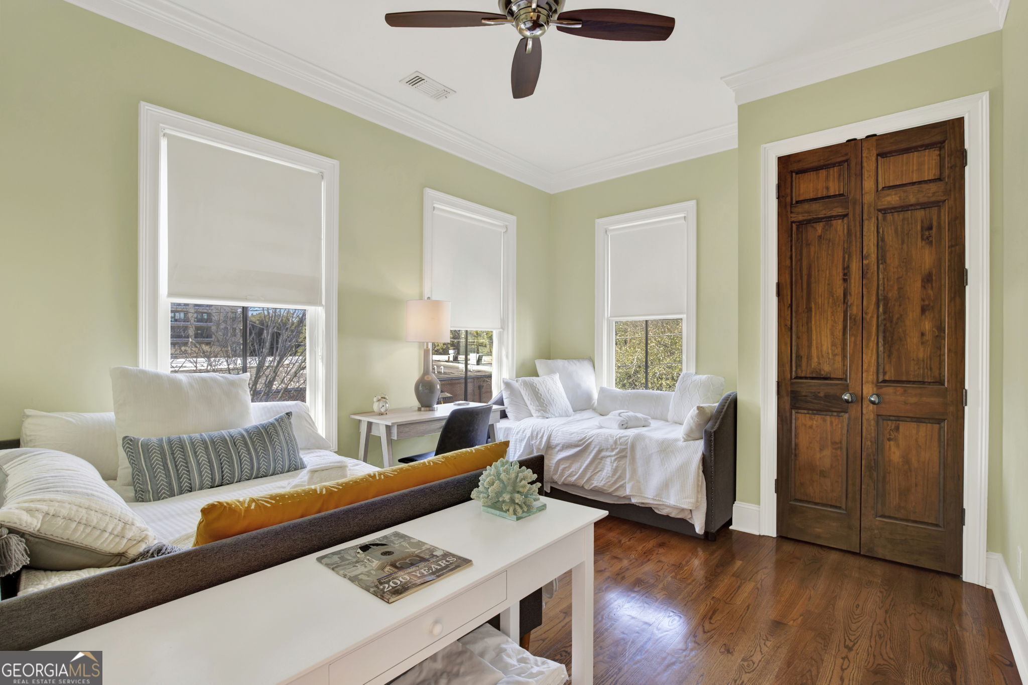 212 Houston Street Property Photo 11