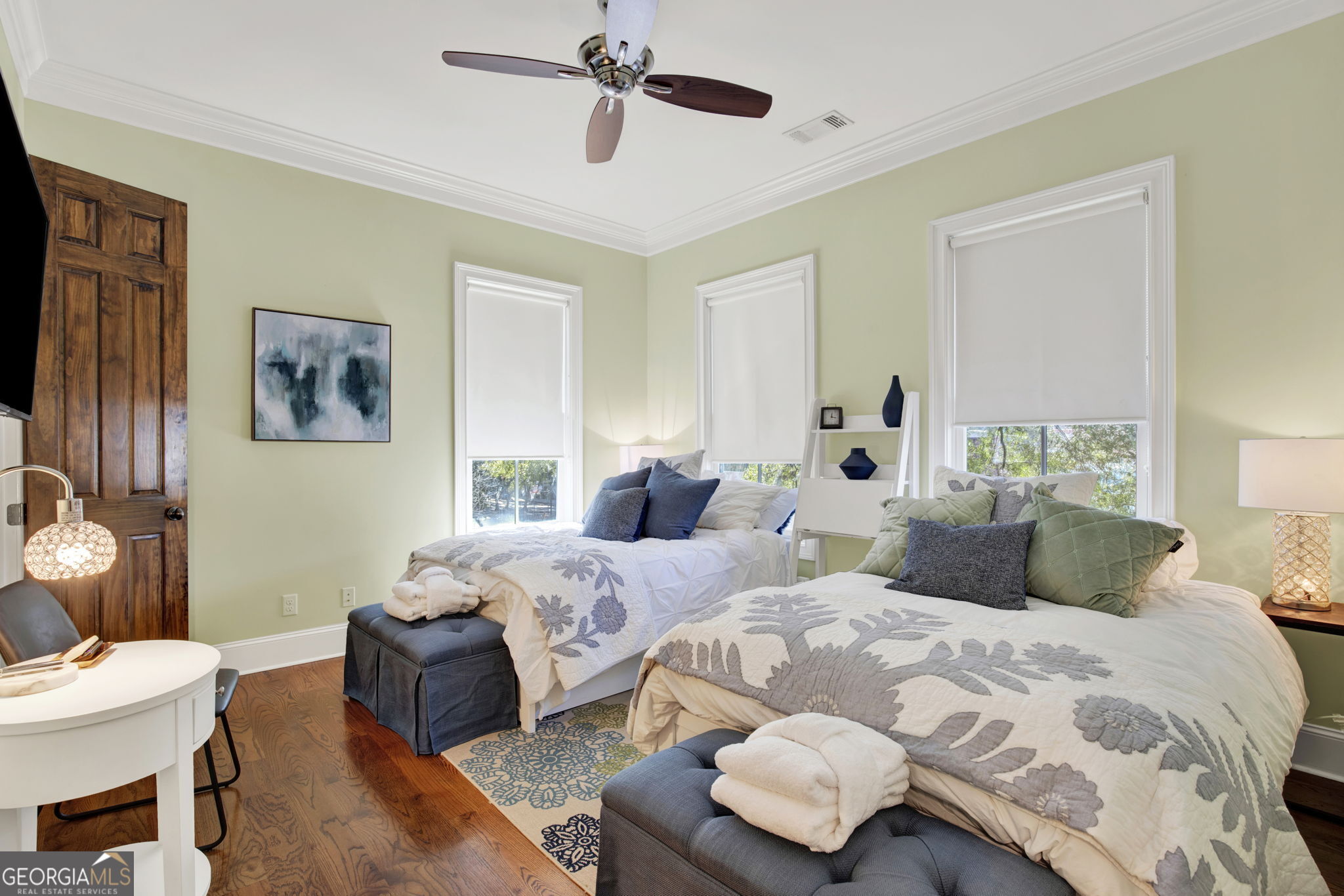 212 Houston Street Property Photo 14