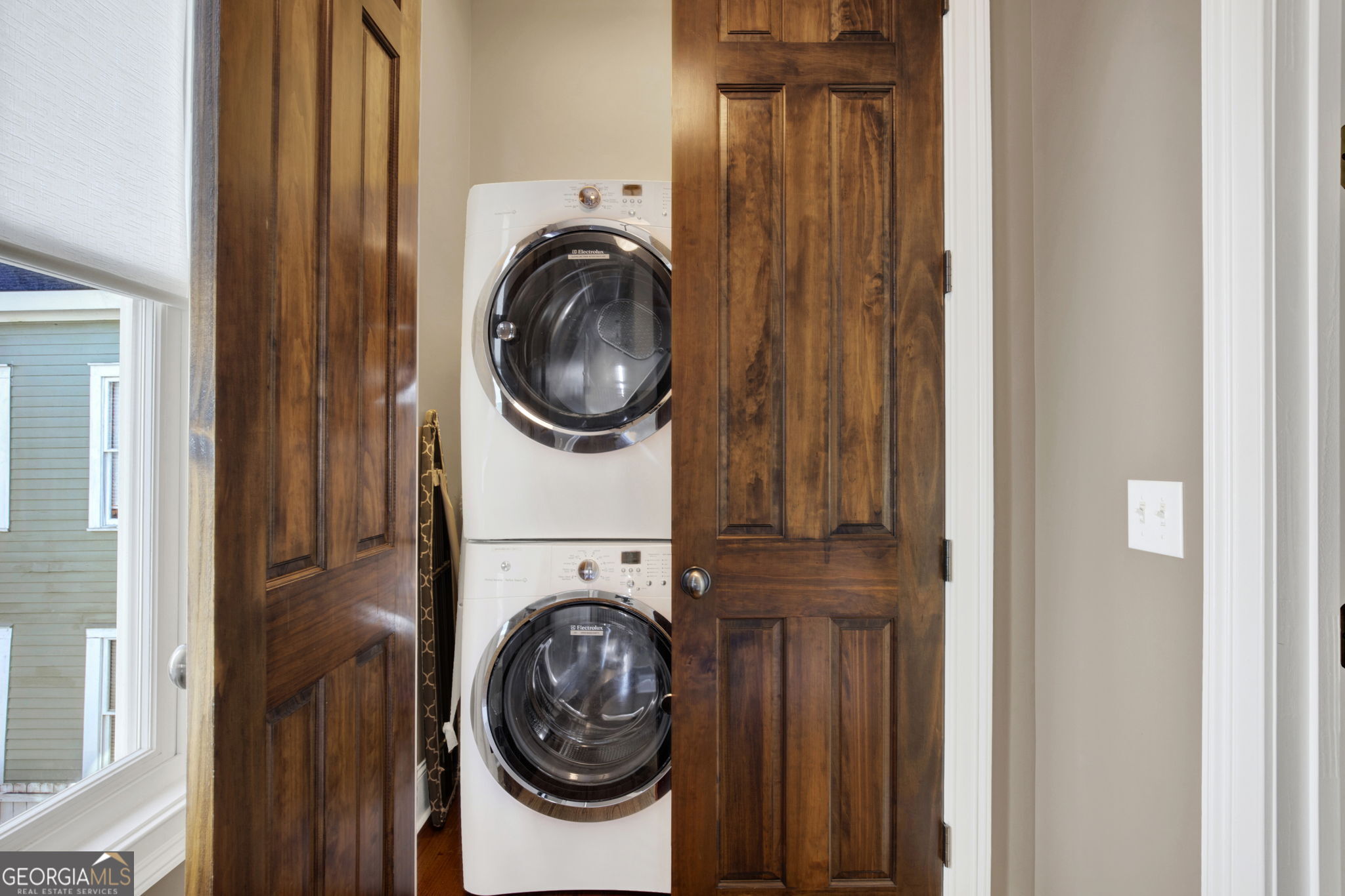 212 Houston Street Property Photo 15