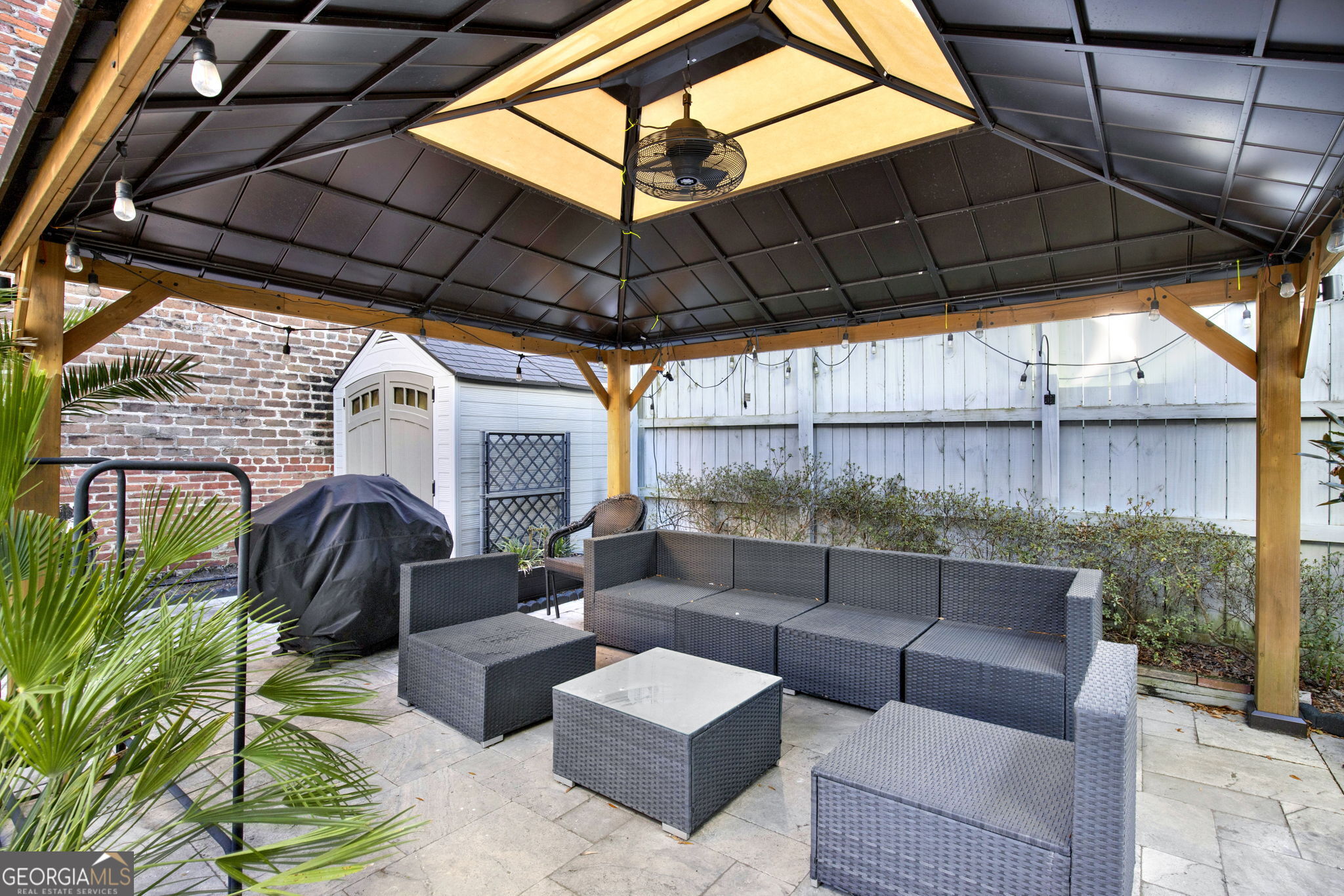 212 Houston Street Property Photo 20