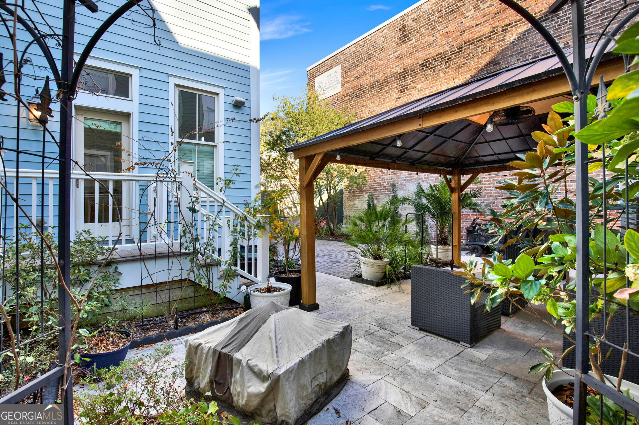 212 Houston Street Property Photo 21