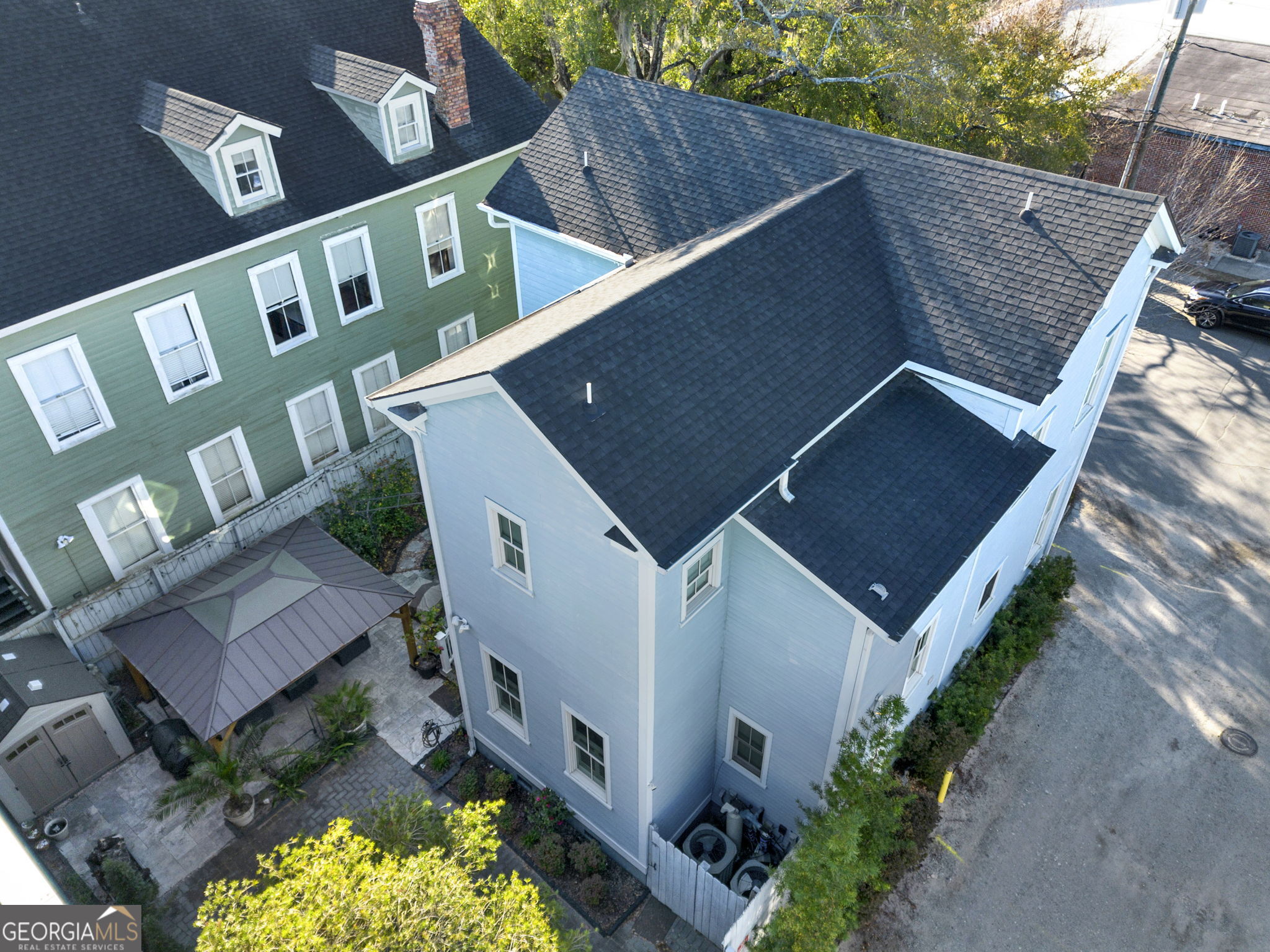 212 Houston Street Property Photo 24